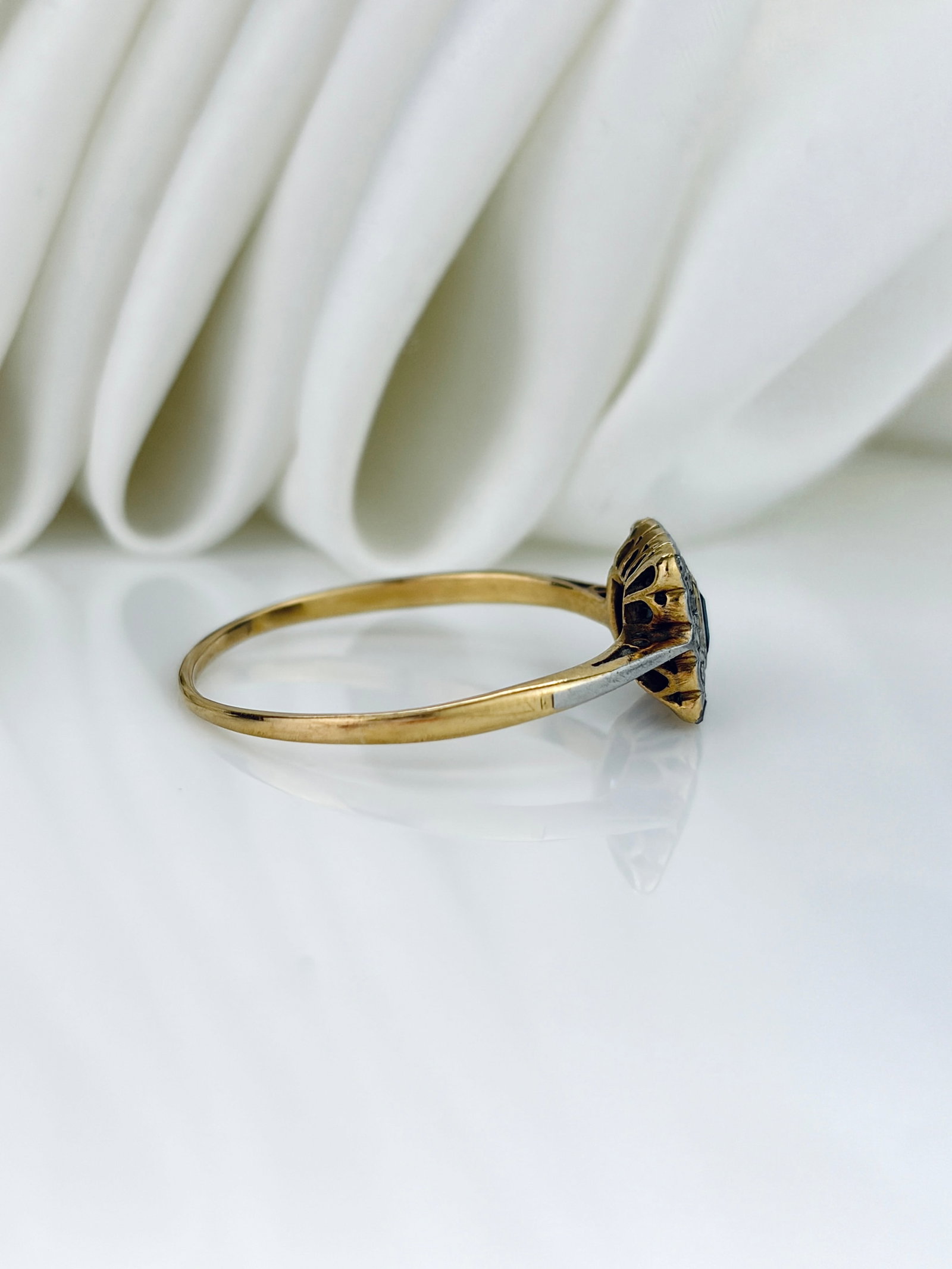 Sweet 18ct Gold and Platinum Sapphire and Diamond Square Ring - 2