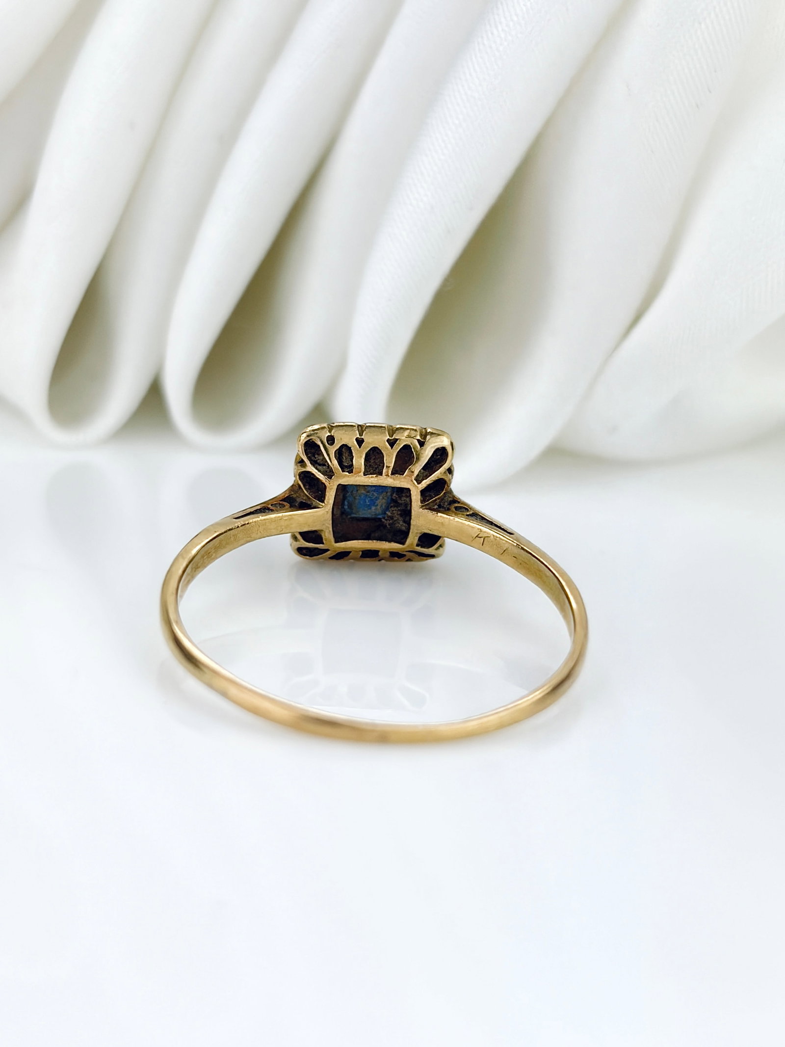 Sweet 18ct Gold and Platinum Sapphire and Diamond Square Ring - 3