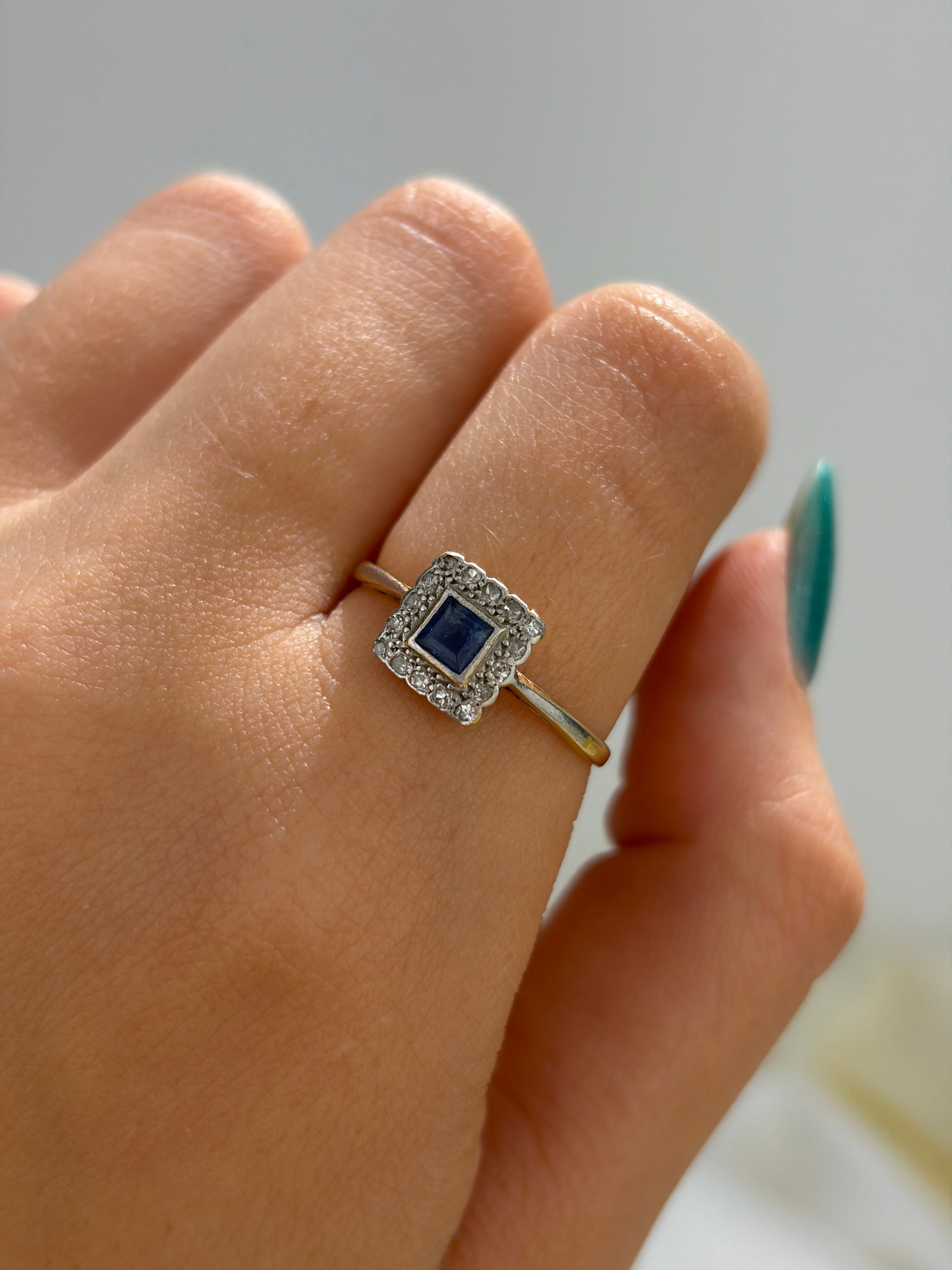 Sweet 18ct Gold and Platinum Sapphire and Diamond Square Ring - 8