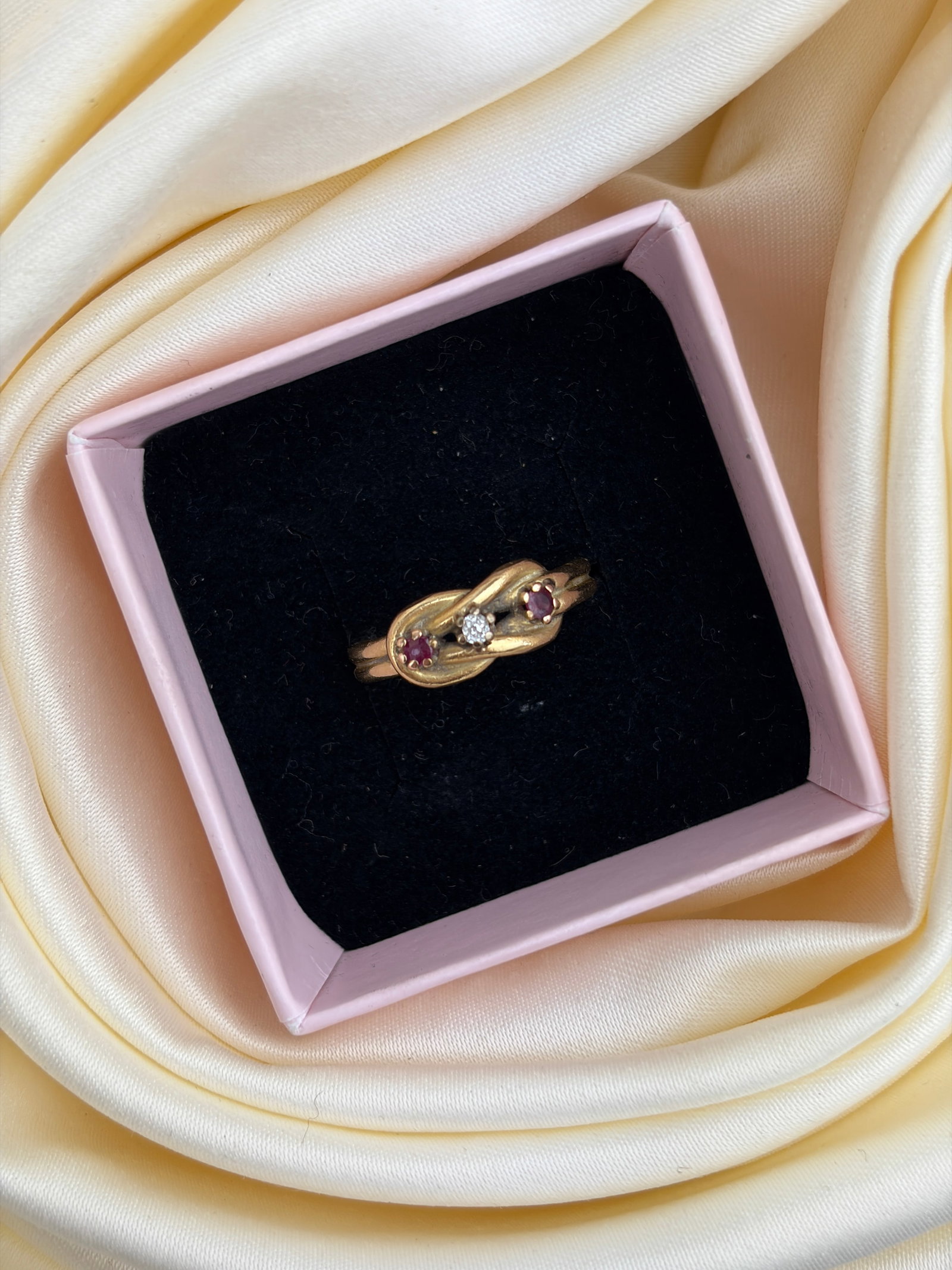 Heavy Antique 18ct Yellow Gold Ruby And Diamond 3 Stone Twist Ring - 9