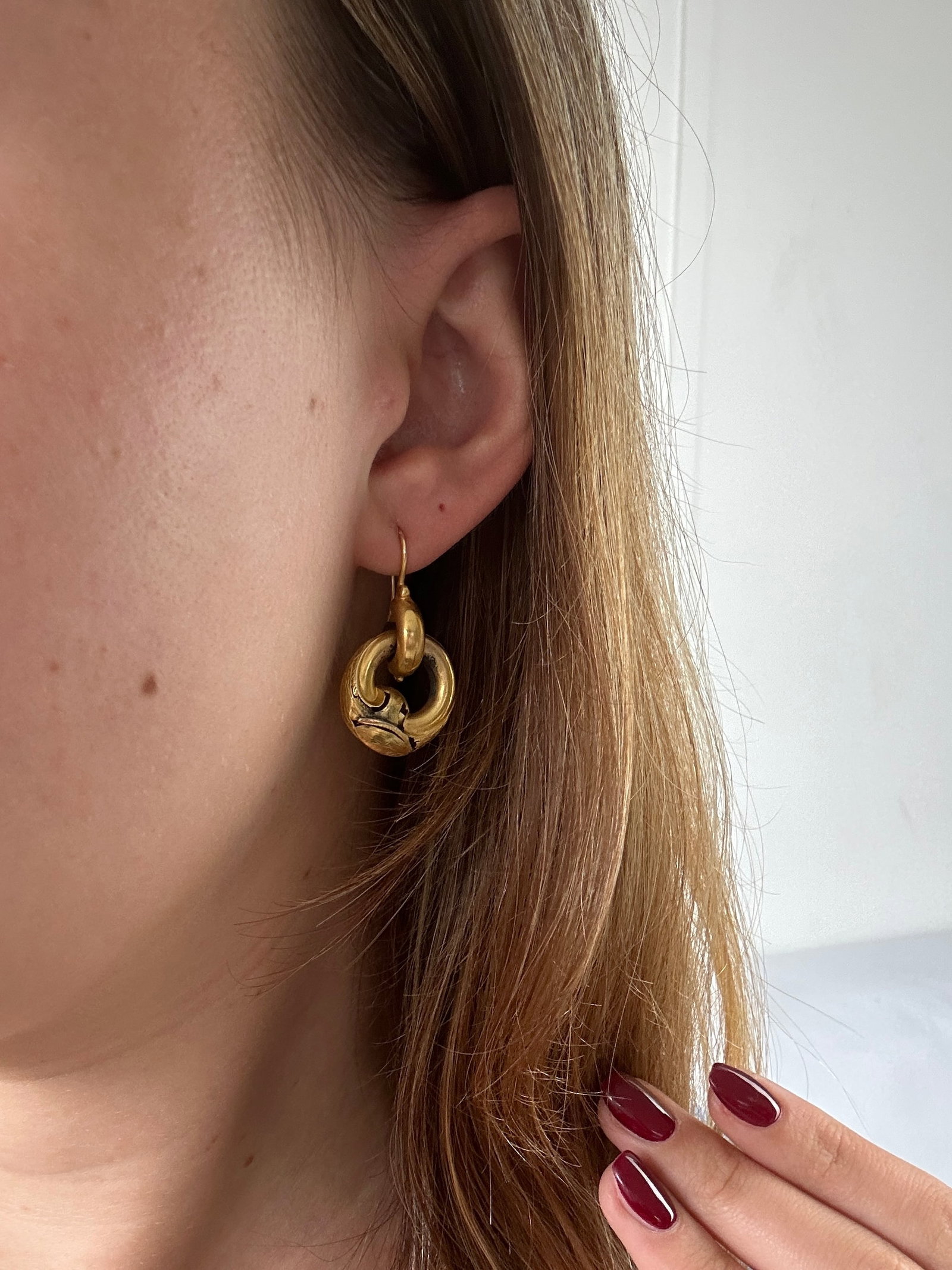 Antique 18ct Gold Drop Earrings - 10