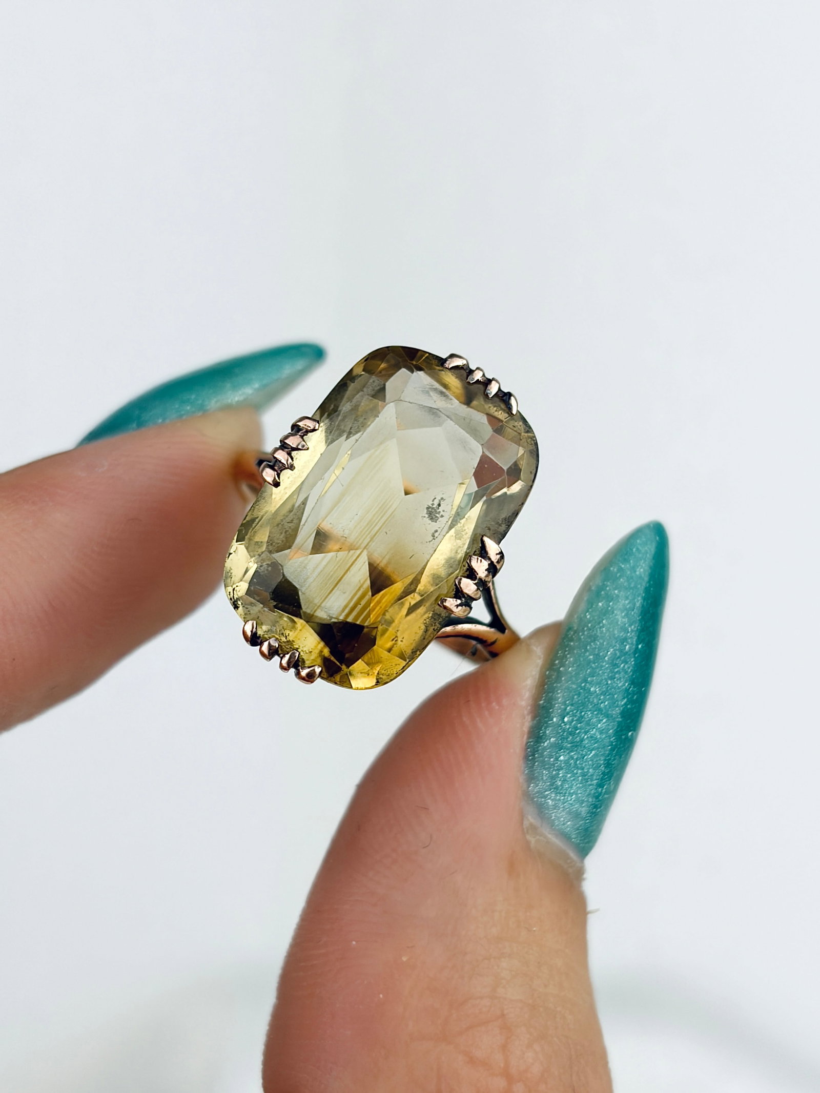 Vintage 9ct Gold Pale Citrine Cocktail Ring - 5