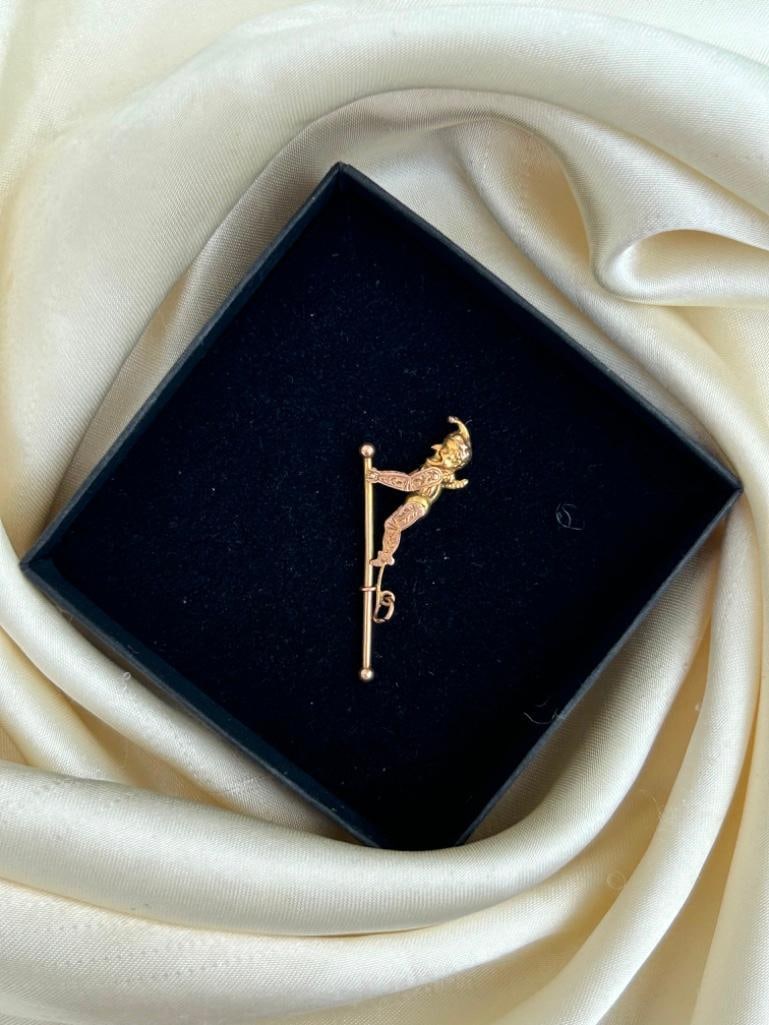 Antique 9ct Gold Punch / Moving Pendant - 6