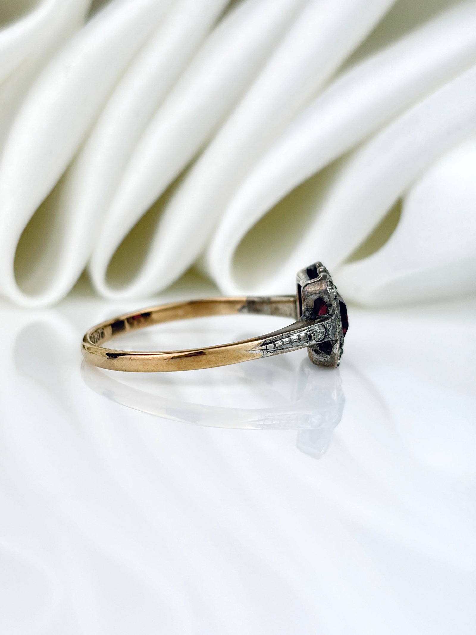 9ct Gold and Silver Pink and White Paste Ring - 2