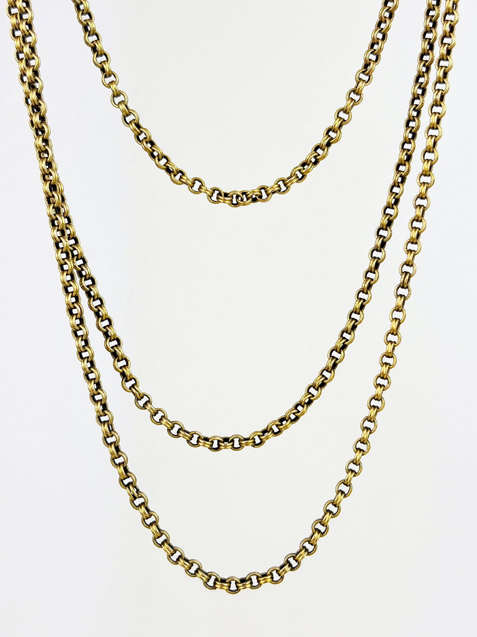 antique 15ct yellow gold longguard chain necklace: antique 15ct yellow gold longguard chain necklace stamped 15ct weight 25.51 g length 72 cm continuous antique chain office use only utzz 