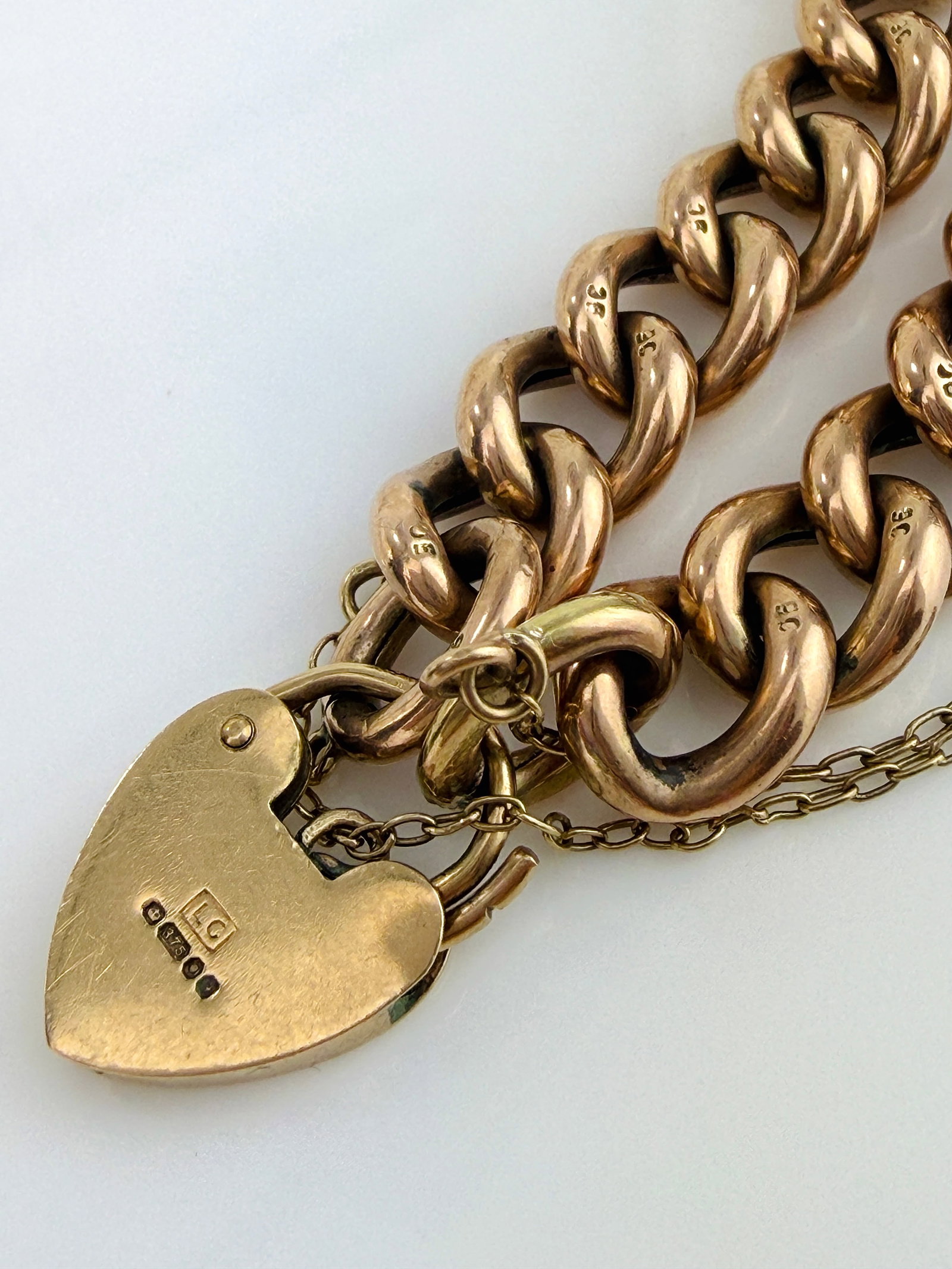 Vintage Chunky 9ct Gold Gate Bracelet with Heart Padlock - 3