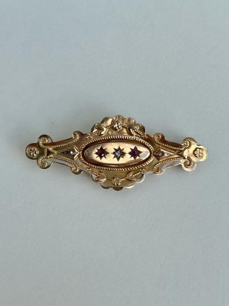 Antique Yellow Gold Ruby and Diamond Locket Back Star Bar Brooch - 4