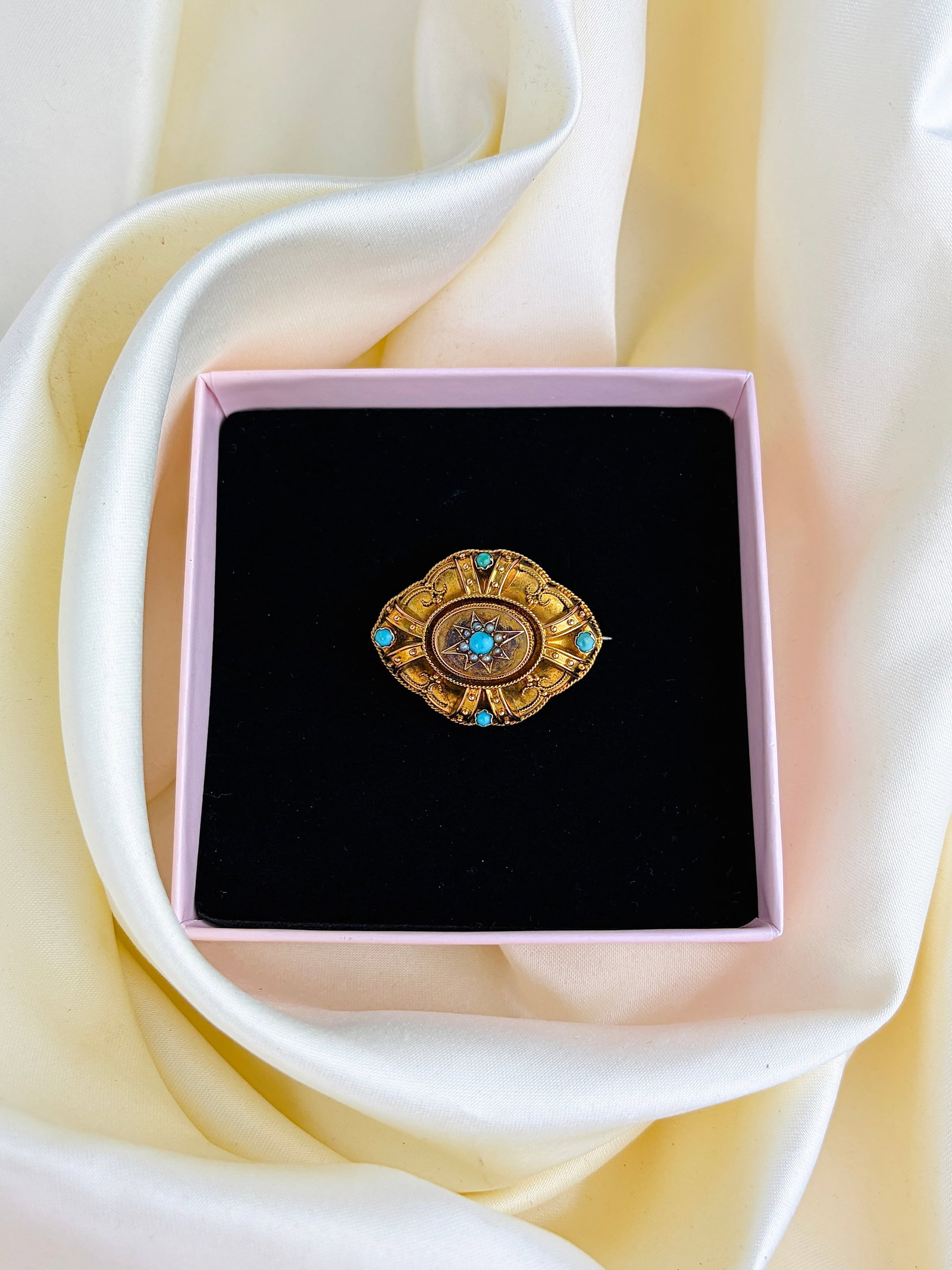 Large Victorian Era 15ct Yellow Gold Turquoise and Pearl Star Brooch with Locket Back - 6