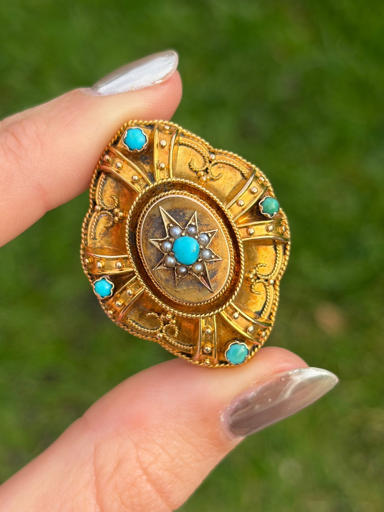 Large Victorian Era 15ct Yellow Gold Turquoise and Pearl Star Brooch with Locket Back - 9