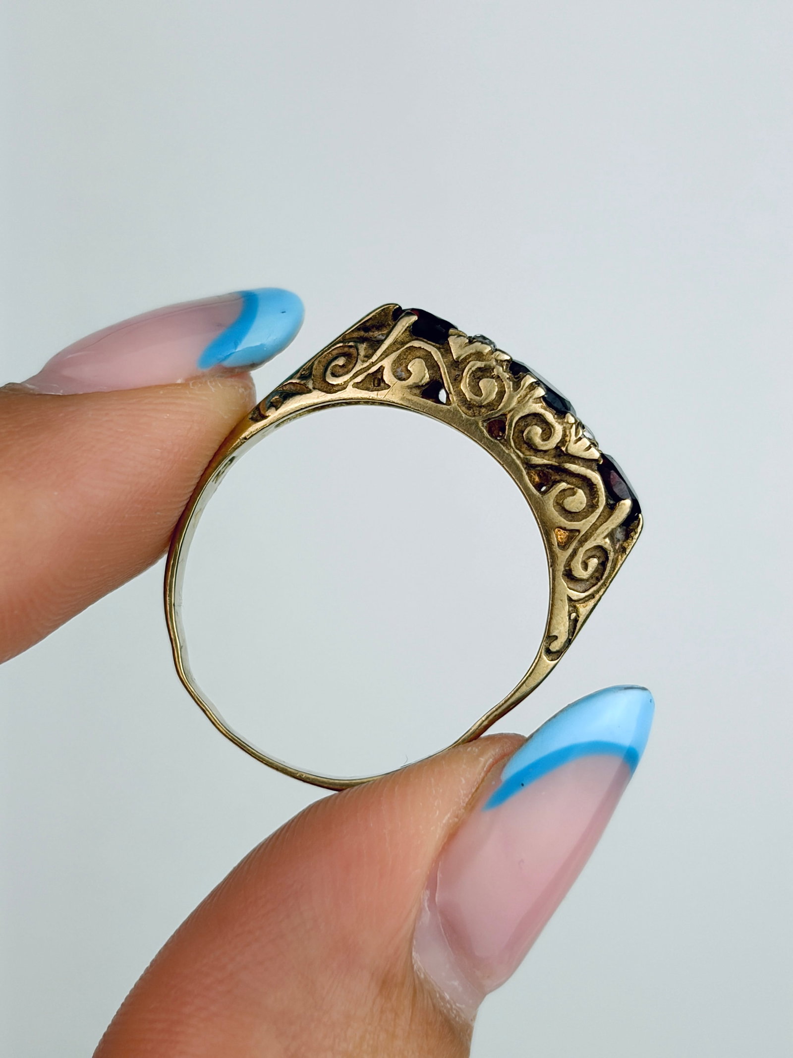 Vintage 9ct Yellow Gold Garnet and White Stone 5 Stone Ring - 6
