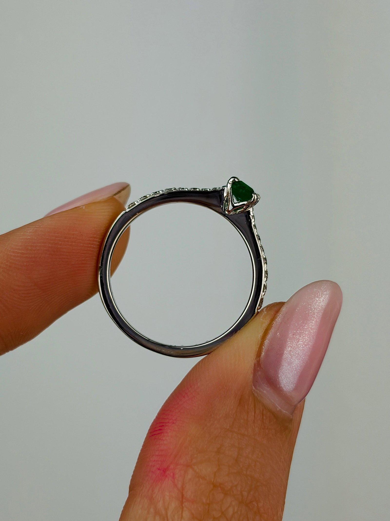 vintage emerald and diamond platinum solitaire ring - 6
