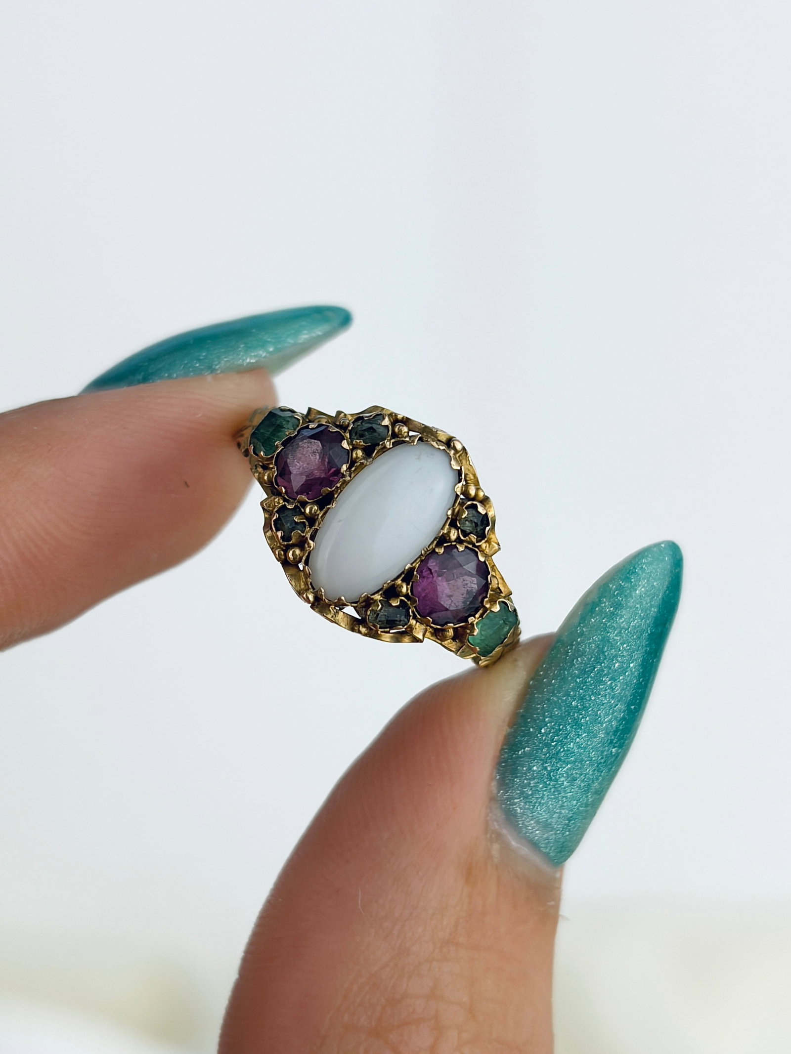 Antique c.1873 15ct Yellow Gold Opal, Amethyst and Emerald Ring - 5