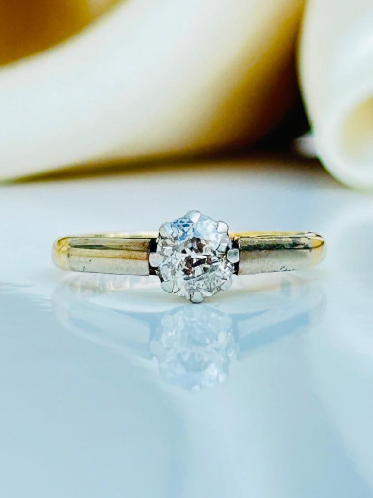 Chunky 18ct Yellow Gold Diamond Solitaire Ring: Chunky 18ct Yellow Gold Diamond Solitaire Ring sweet and delightful measurements side UK K US 51/2 head of ring 5mm x 5mm weight 2.35g stamped 18ct plat 