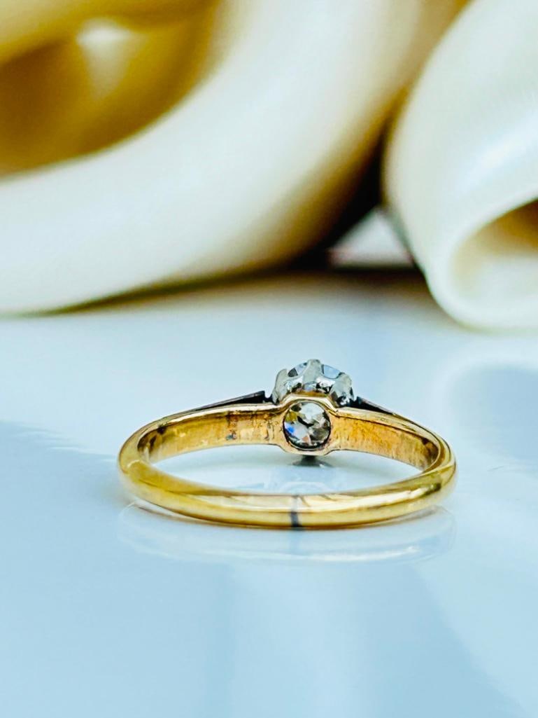 Chunky 18ct Yellow Gold Diamond Solitaire Ring - 2