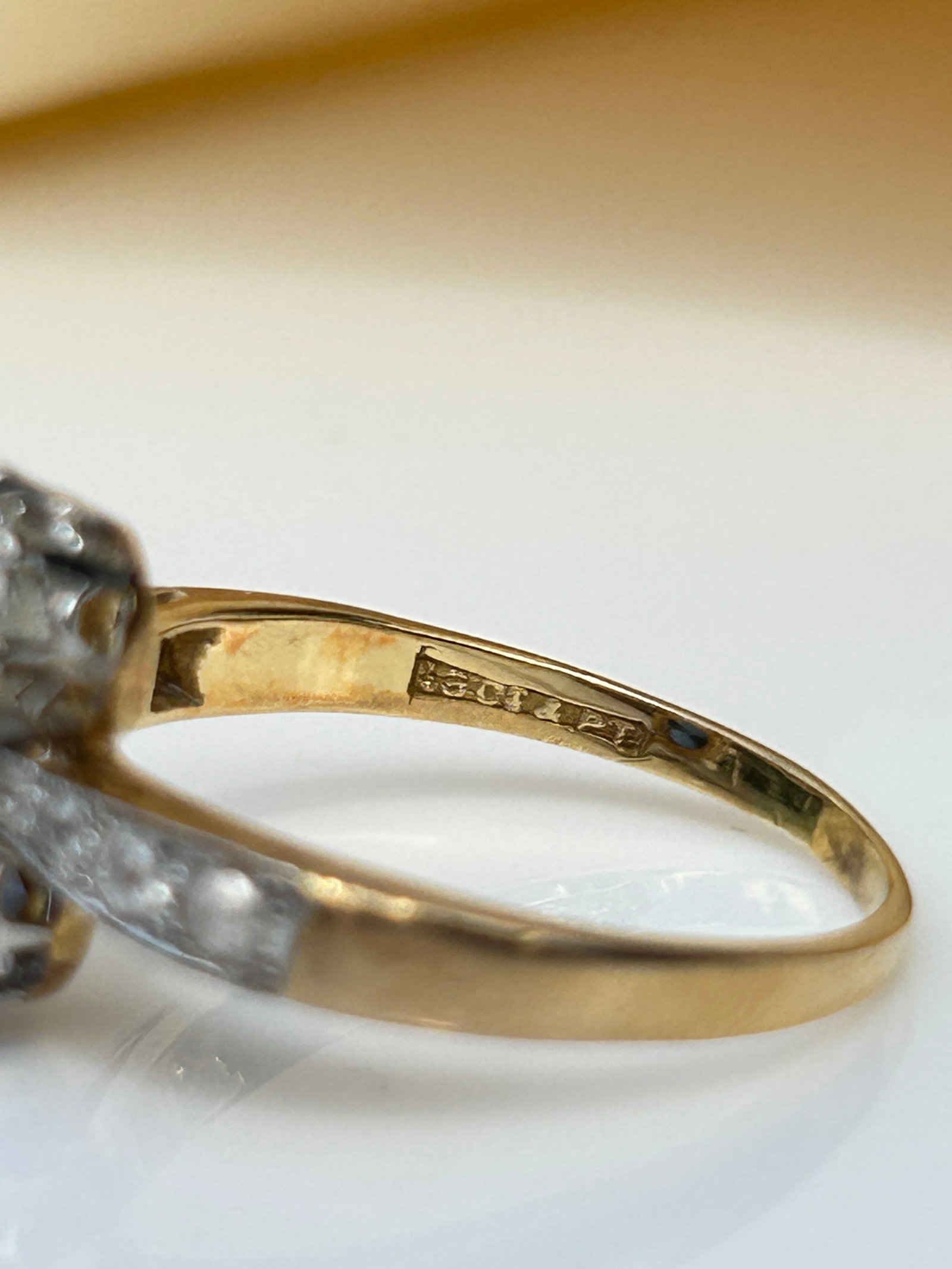 Antique 18ct yellow gold .95pts diamond / .95pts sapphire "moi et toii" two stone ring - 4