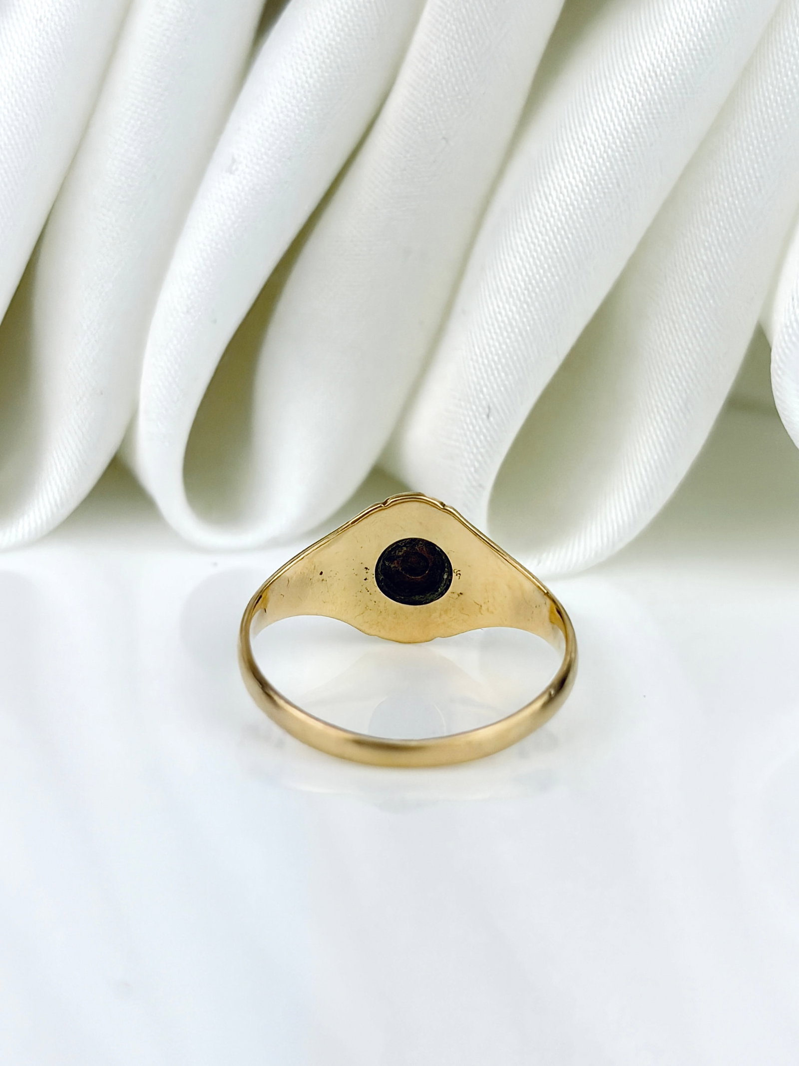 Antique 18ct Yellow Gold Pearl and Blue Enamel Three Stone Ring - 3