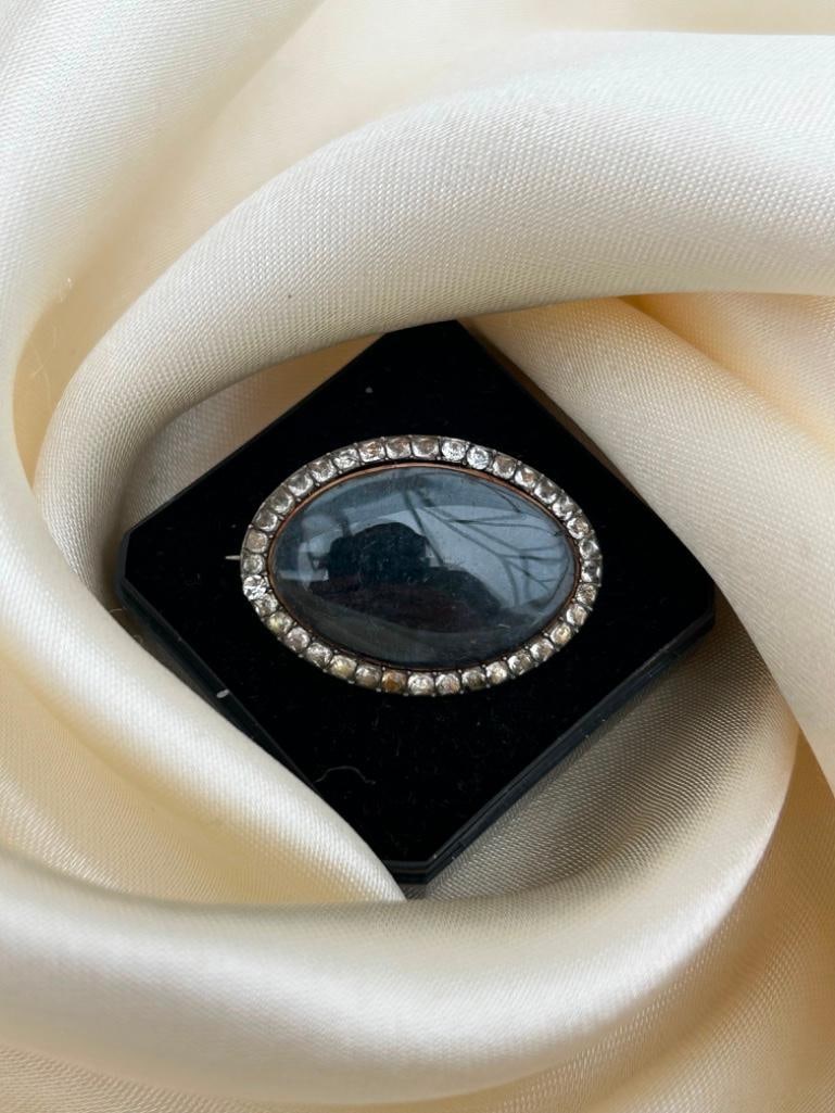 Georgian Gold and Paste Halo Crystal Locket Front Brooch - 3