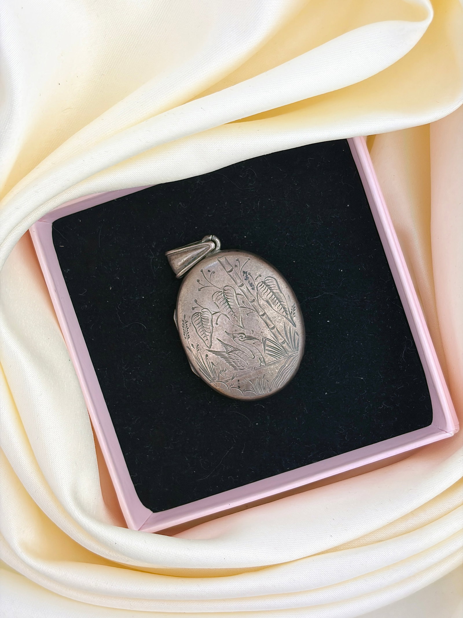 Antique Victorian Silver Aesthetic Bird and Bamboo Locket Pendant - 6