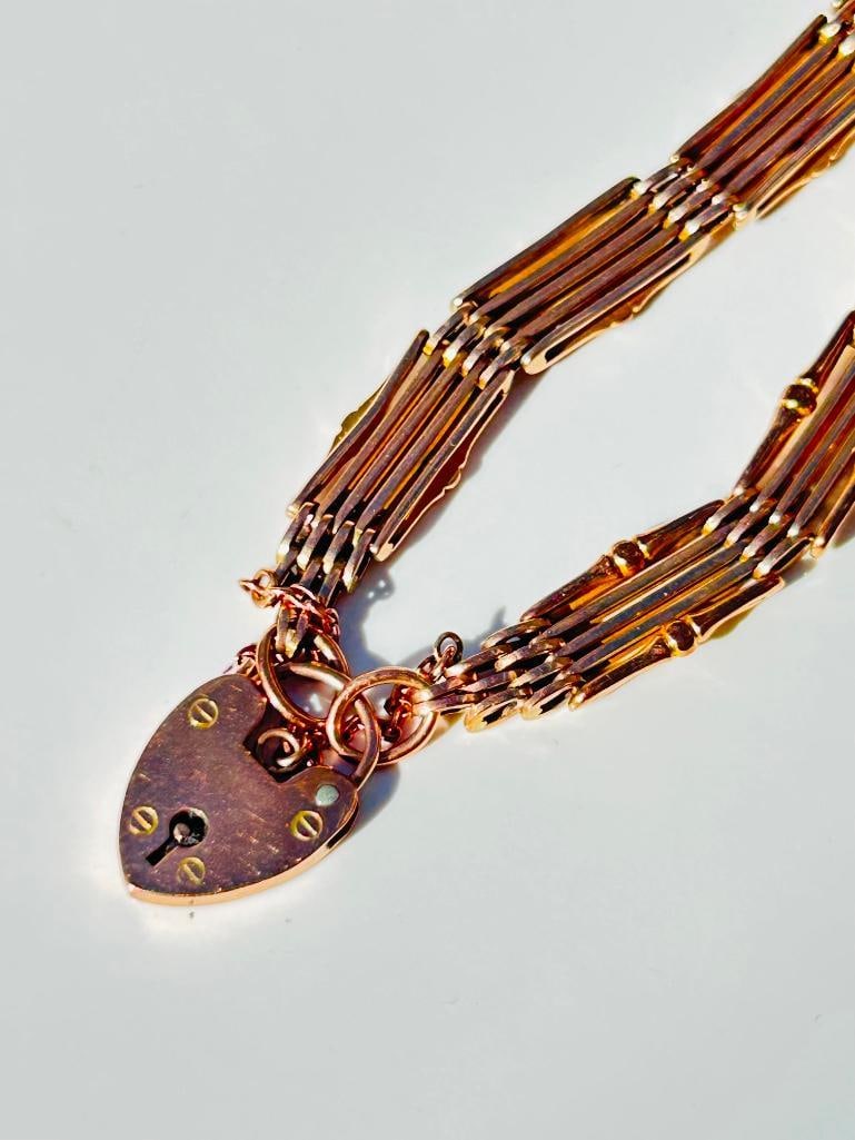 *Antique 9ct Gold Gate Bracelet with Heart Padlock - 10
