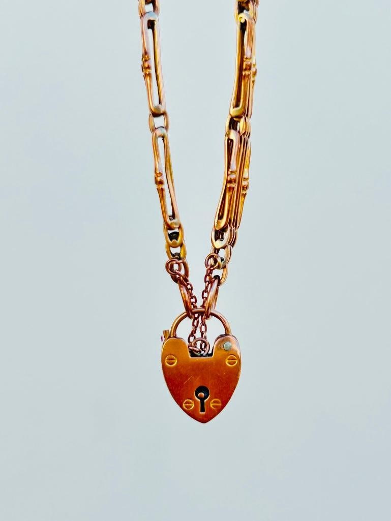 *Antique 9ct Gold Gate Bracelet with Heart Padlock - 8