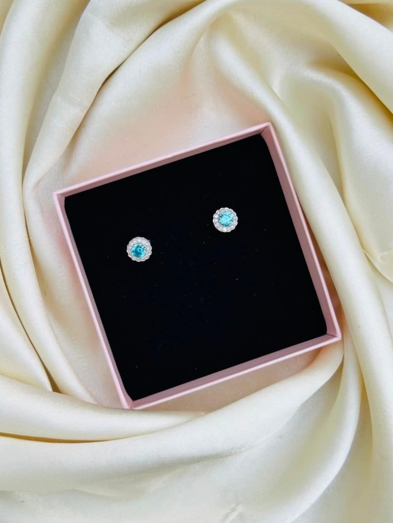 *Art Deco Blue Zircon and Diamond 18 Carat White Gold Cluster Stud Earrings - 6