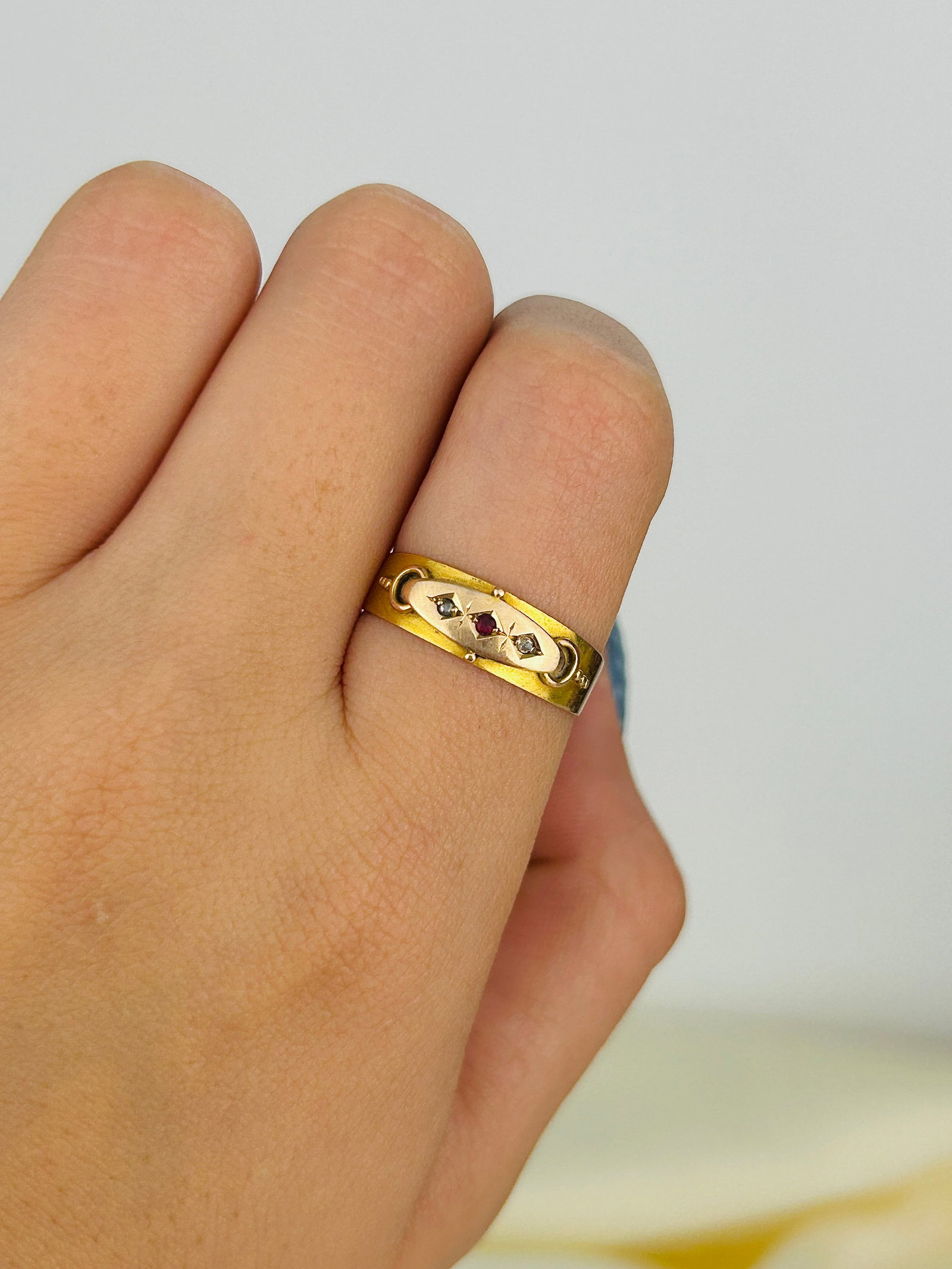 Antique C.1890 Ruby and Diamond 3 Stone Ring in 15ct Gold - 9