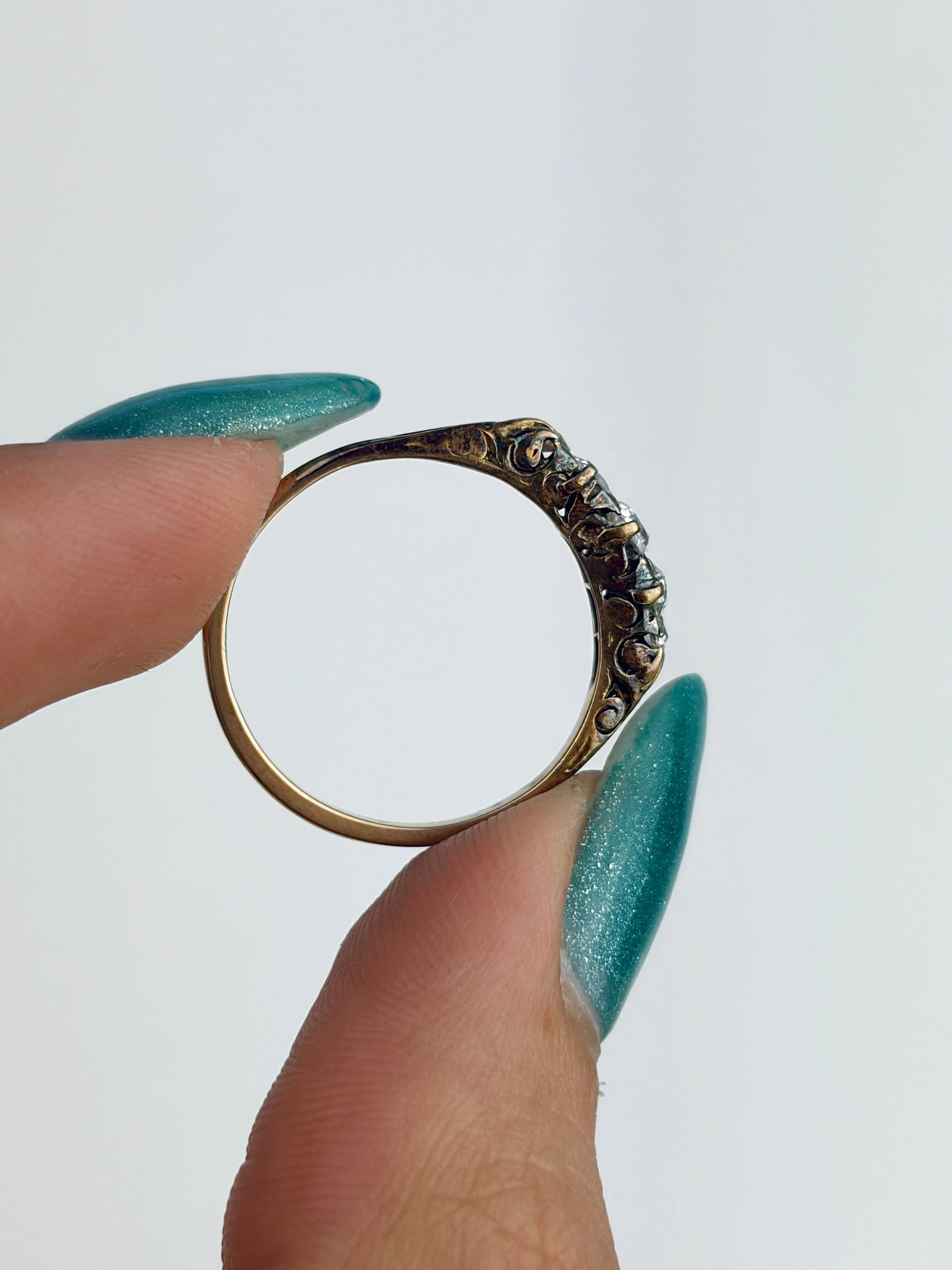 Antique 15ct Yellow Gold Graduated Diamond 5 Stone Ring - 6