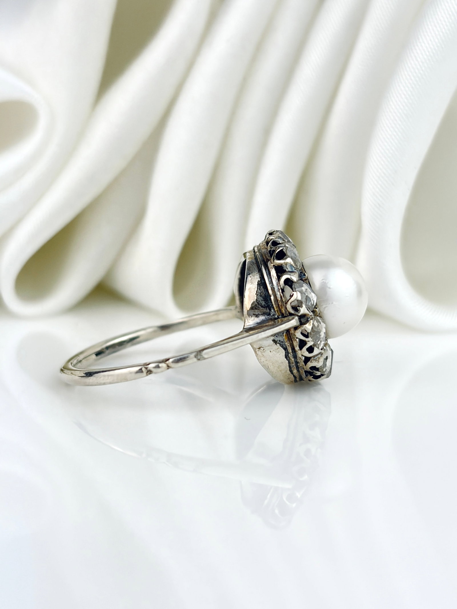 Antique White Gold Pearl and Rose Cut Diamond Cluster Ring - 2