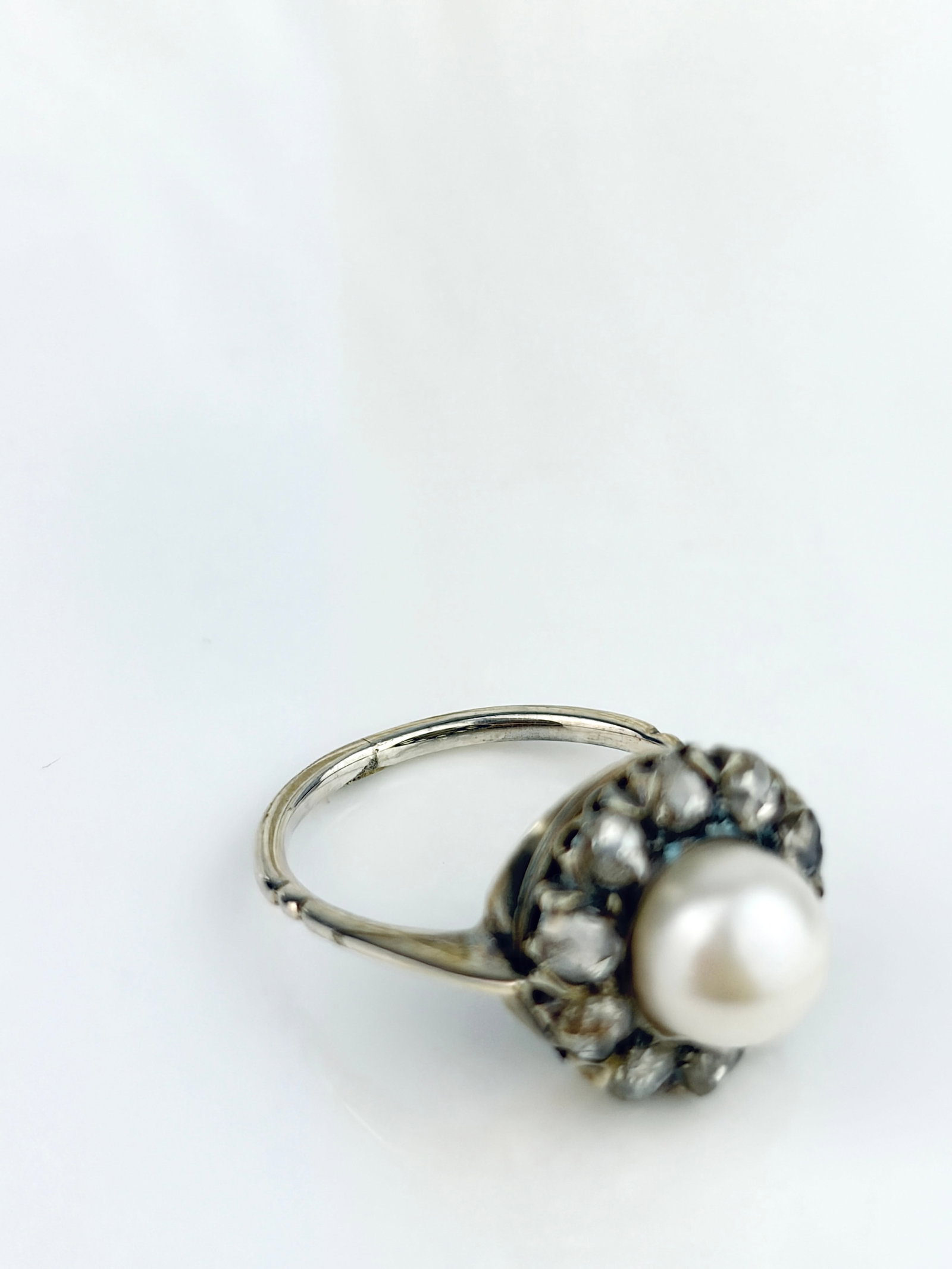 Antique White Gold Pearl and Rose Cut Diamond Cluster Ring - 4