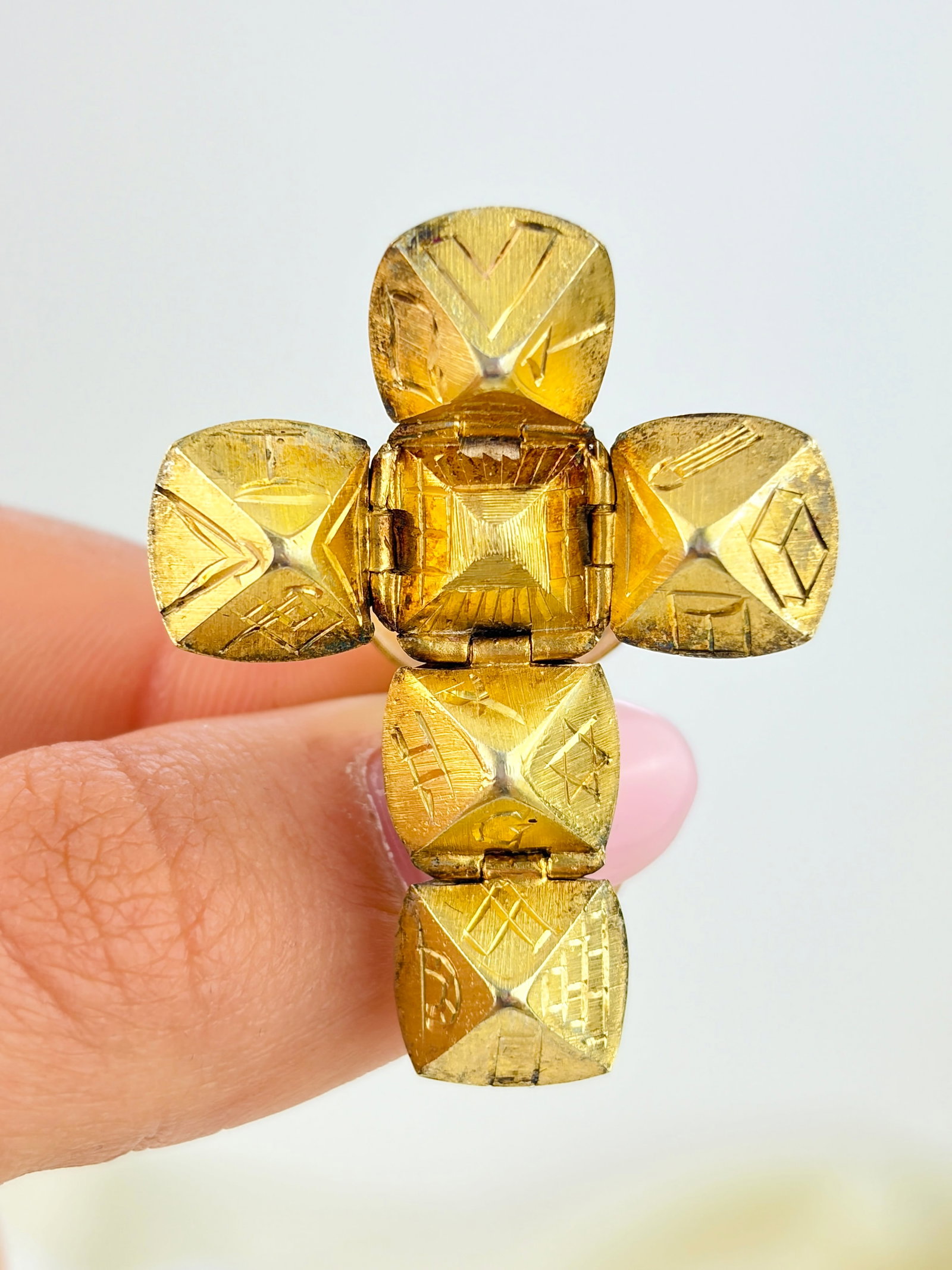 9CT GOLD AND SILVER RARE OPENING MASONIC ORB/CROSS PENDANT (1 of 7)