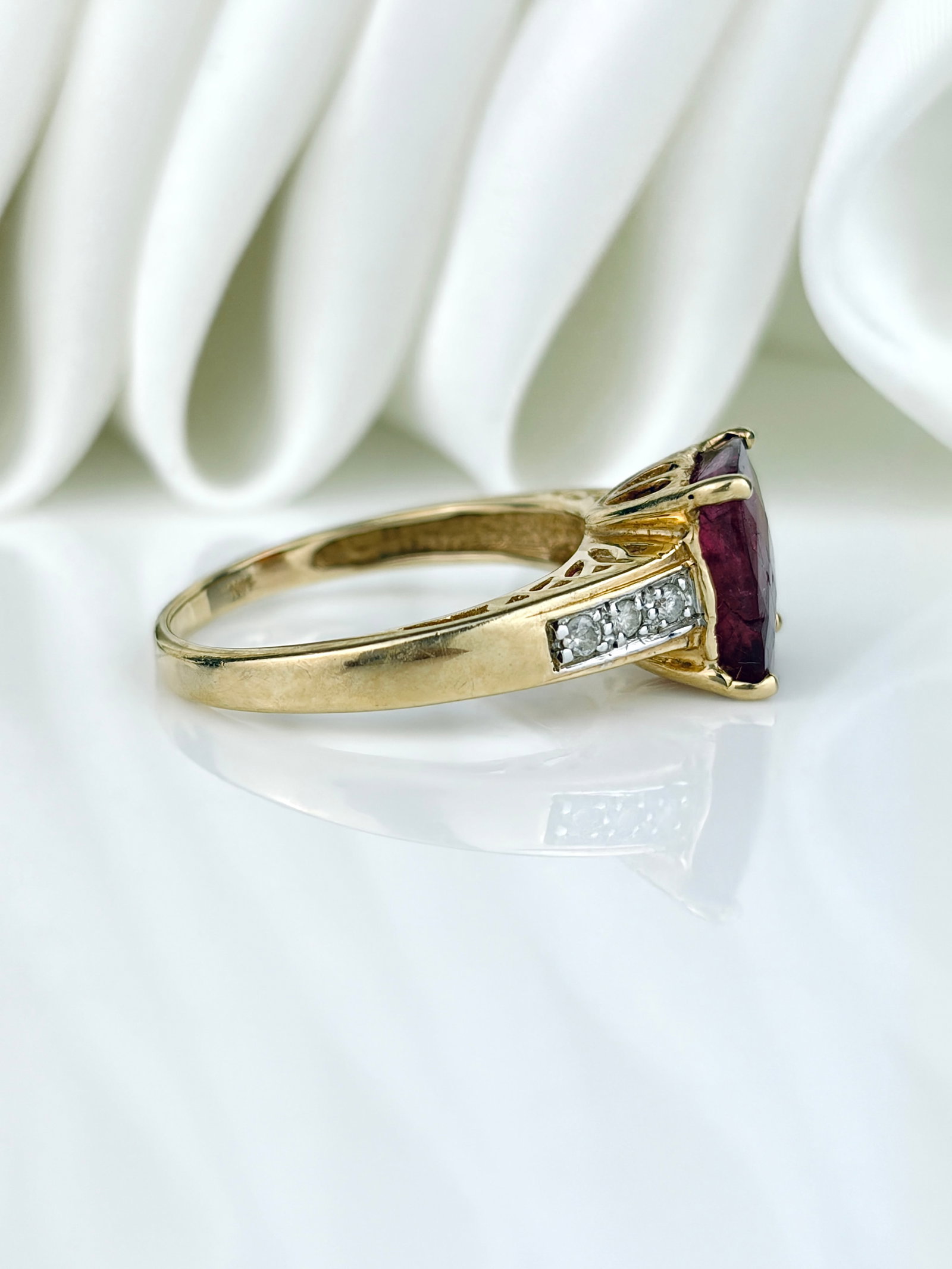 Vintage 14ct Yellow Gold Pink Tourmaline and Diamond Ring - 2