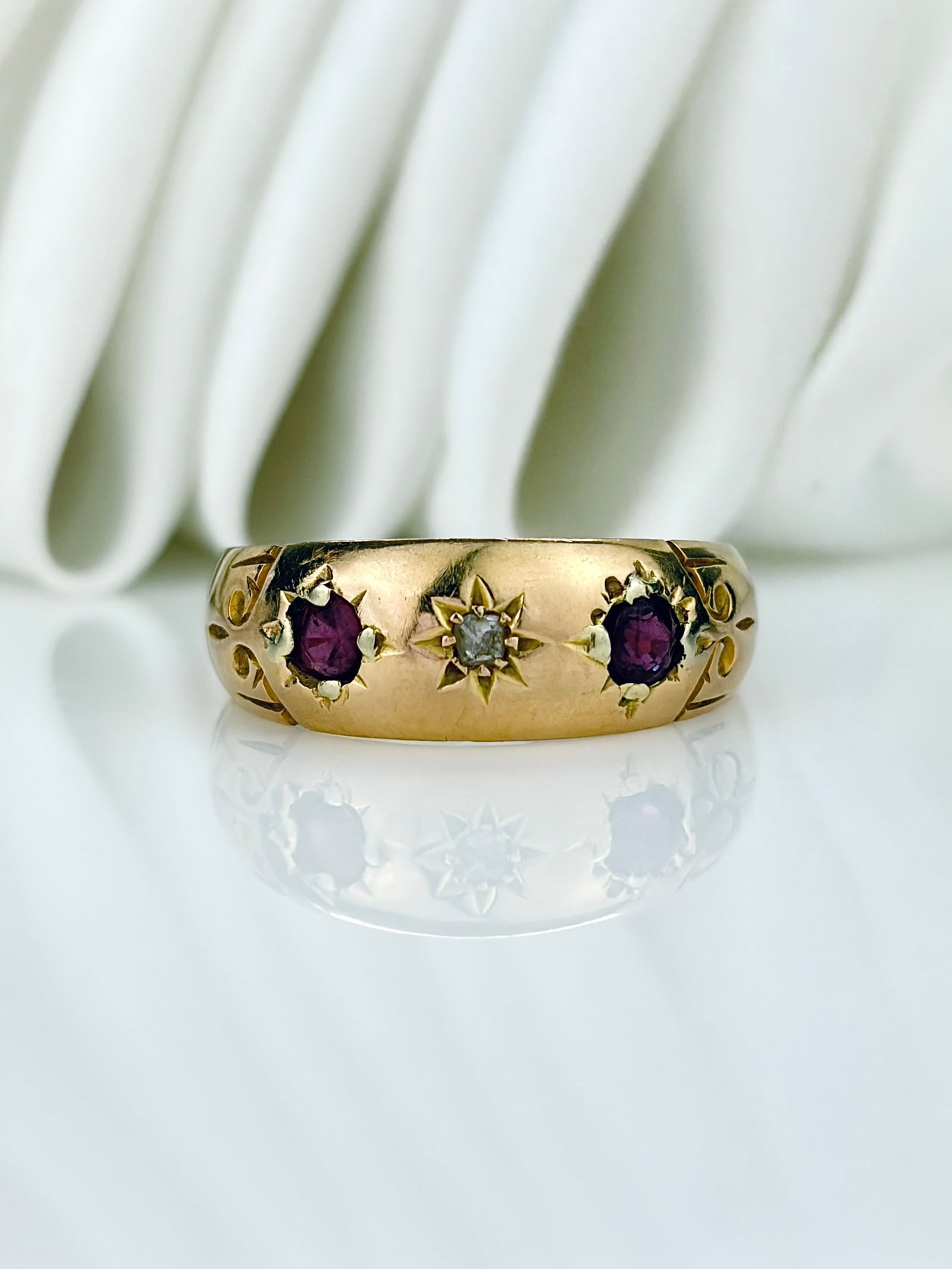 Antique c.1902 18ct Yellow Gold Ruby and Diamond 3 Stone Star Set Ring with Scroll Shoulders (1 of 9)