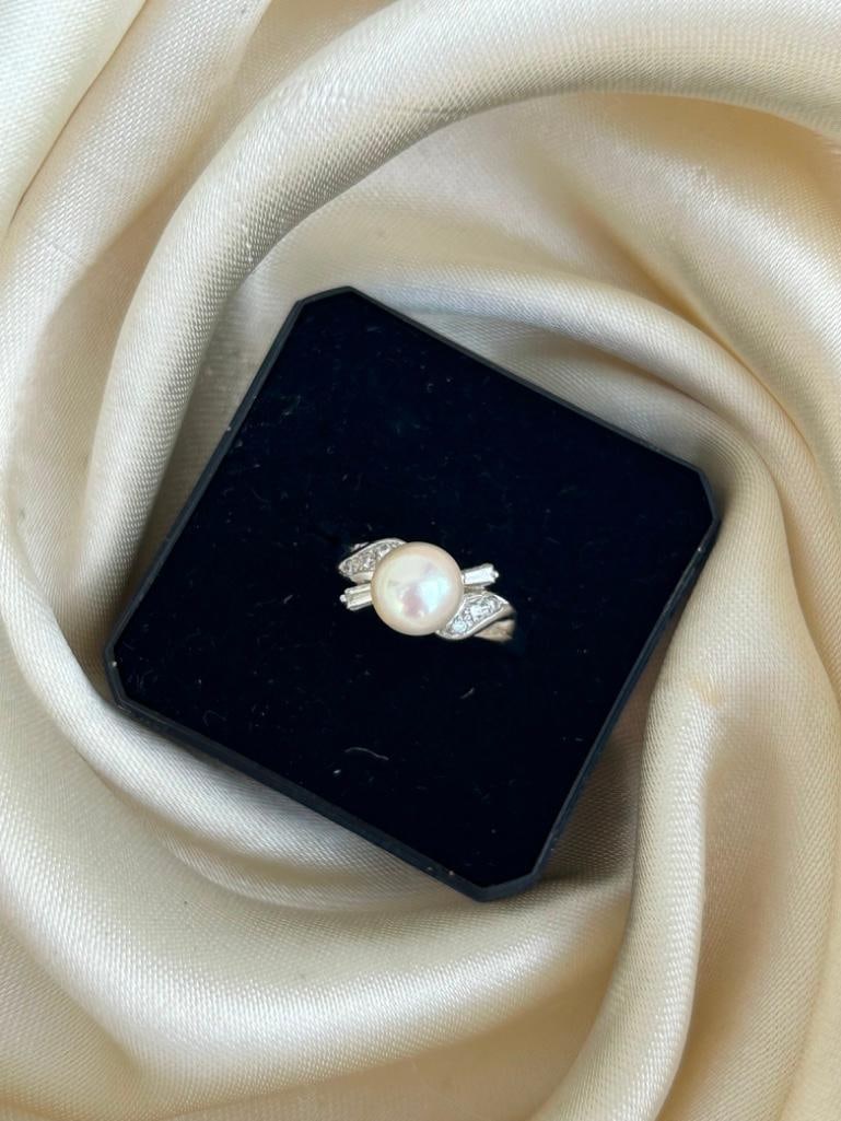 Vintage 18ct White Gold Pearl and Diamond Twist Ring - 3