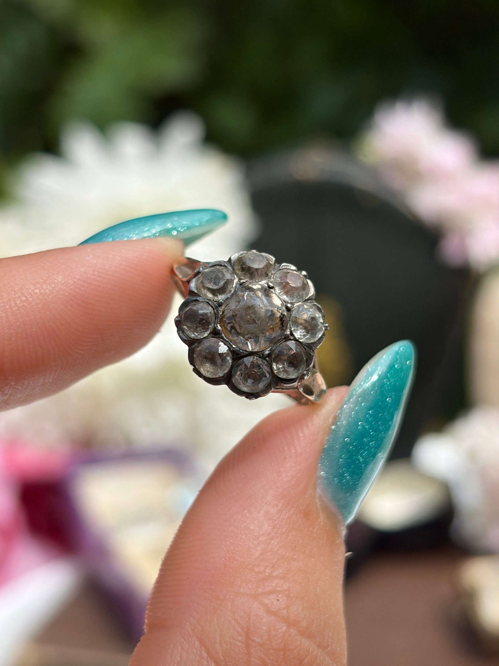 Antique Georgian Era Paste Cluster Ring in Gold - 10