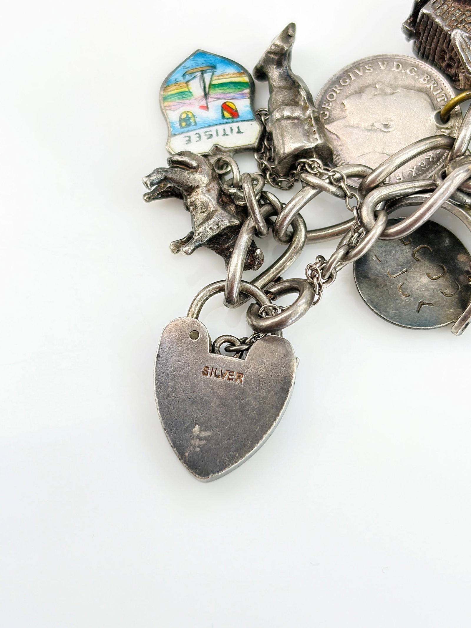VINTAGE CHUNKY STERLING SILVER CHARM BRACELET WITH OPENING AND ENAMEL CHARMS - 7
