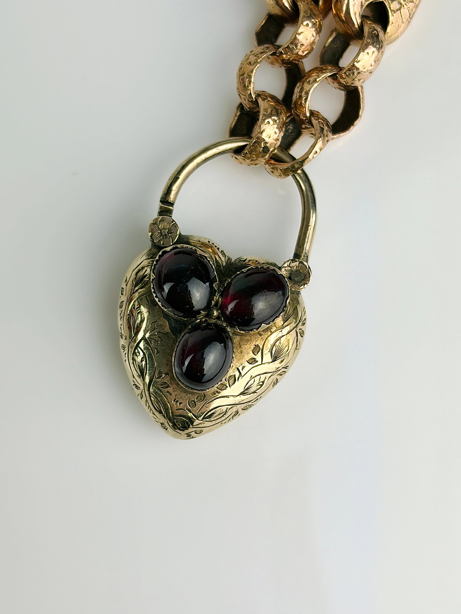 Antique cabochon garnet chunky gold locket back padlock bracelet - 6