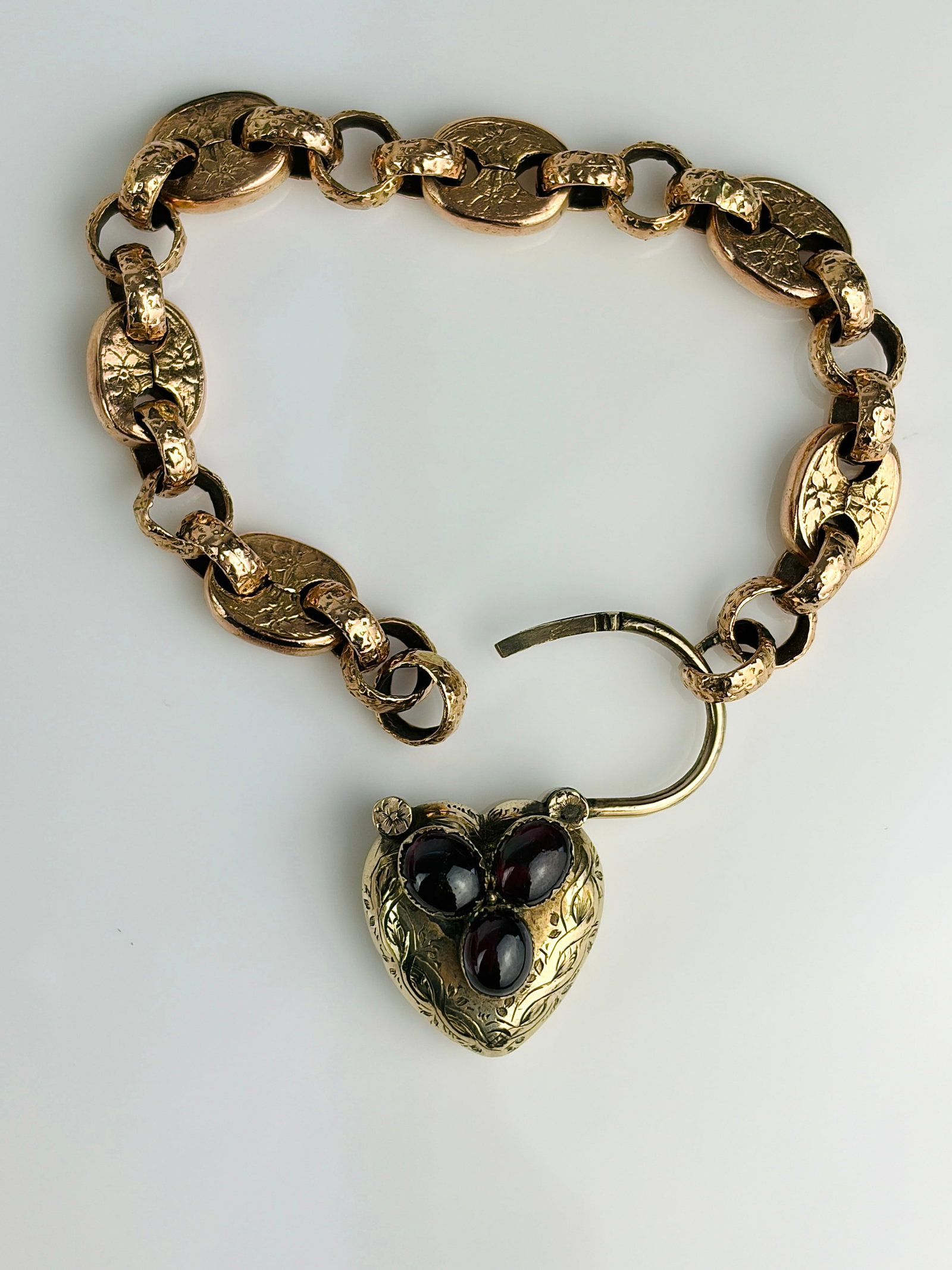 Antique cabochon garnet chunky gold locket back padlock bracelet - 7