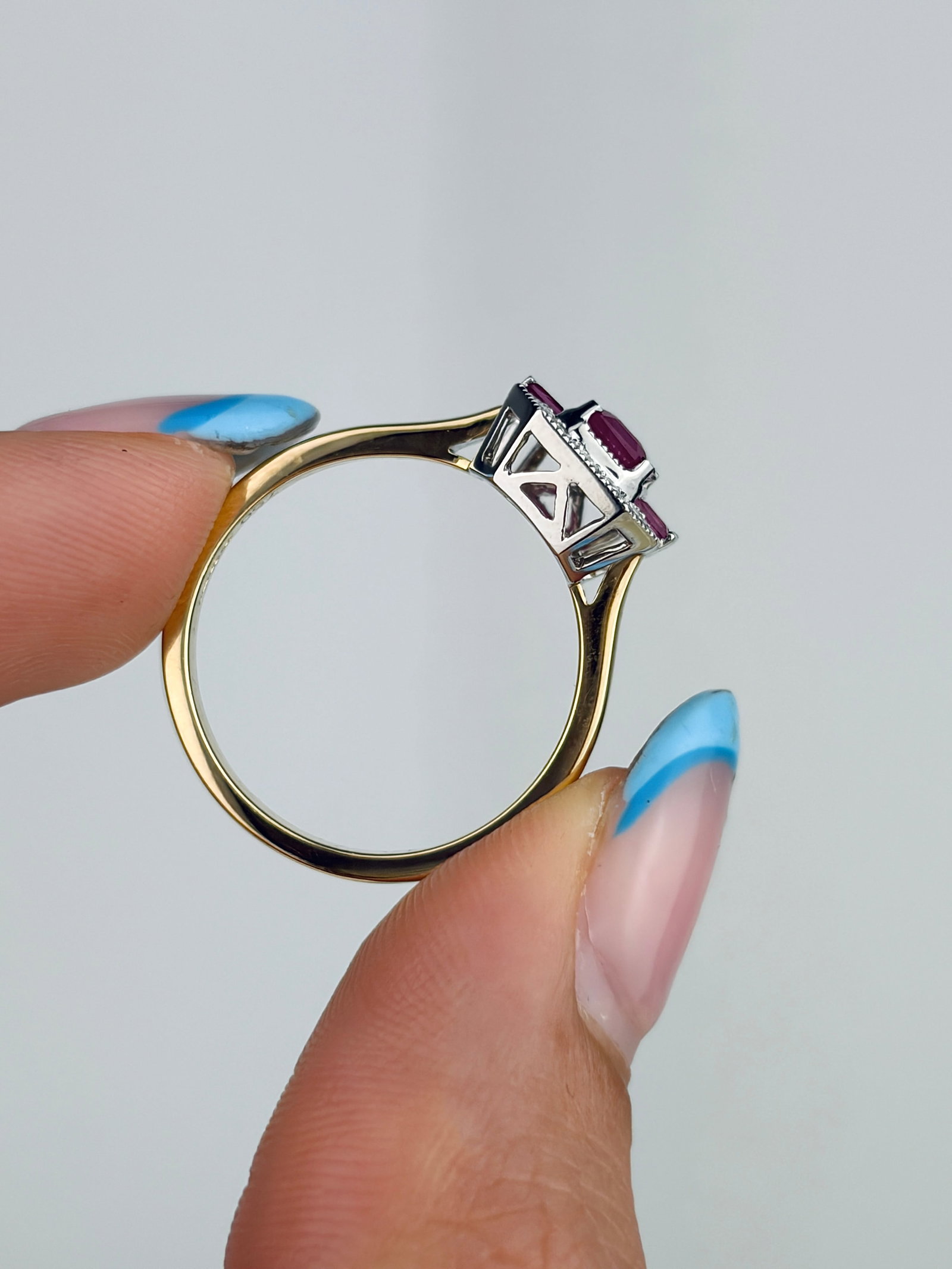 Stunning 18ct Gold Ruby and Diamond Art Deco Style Ring - 6