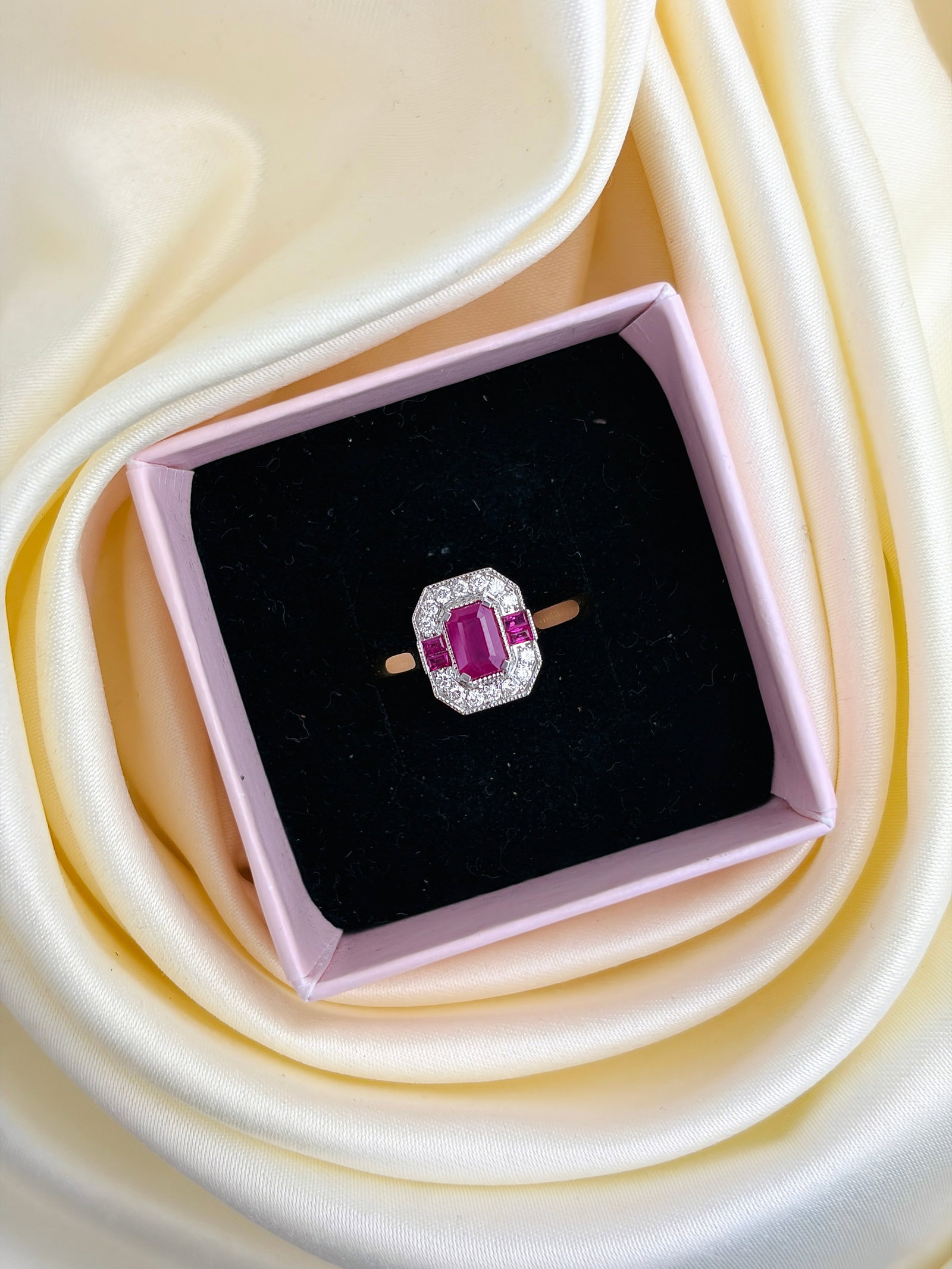 Stunning 18ct Gold Ruby and Diamond Art Deco Style Ring - 9