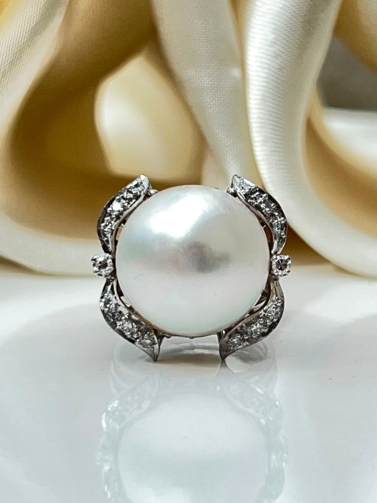 Huge 18ct white gold maybe pearl and diamond cocktail ring - 2