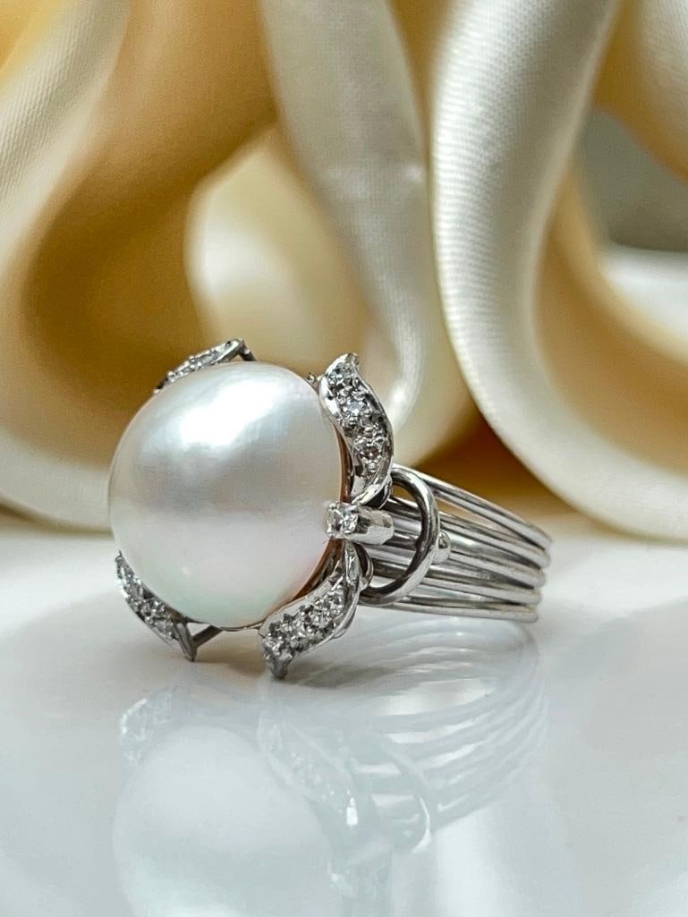 Huge 18ct white gold maybe pearl and diamond cocktail ring - 7