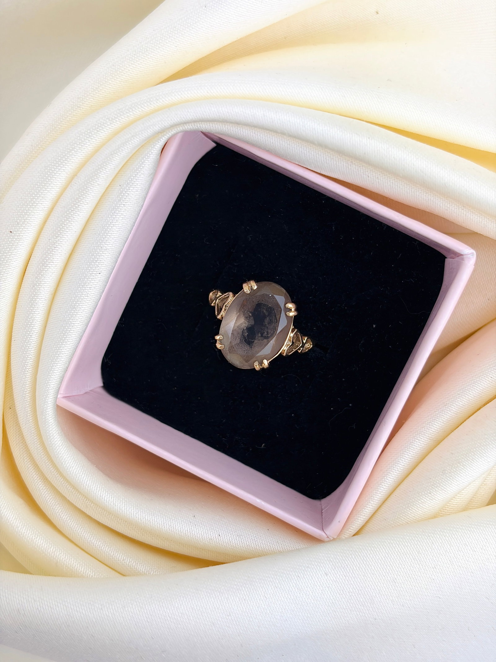 Vintage 9ct Yellow Gold Smokey Quartz Ring - 9