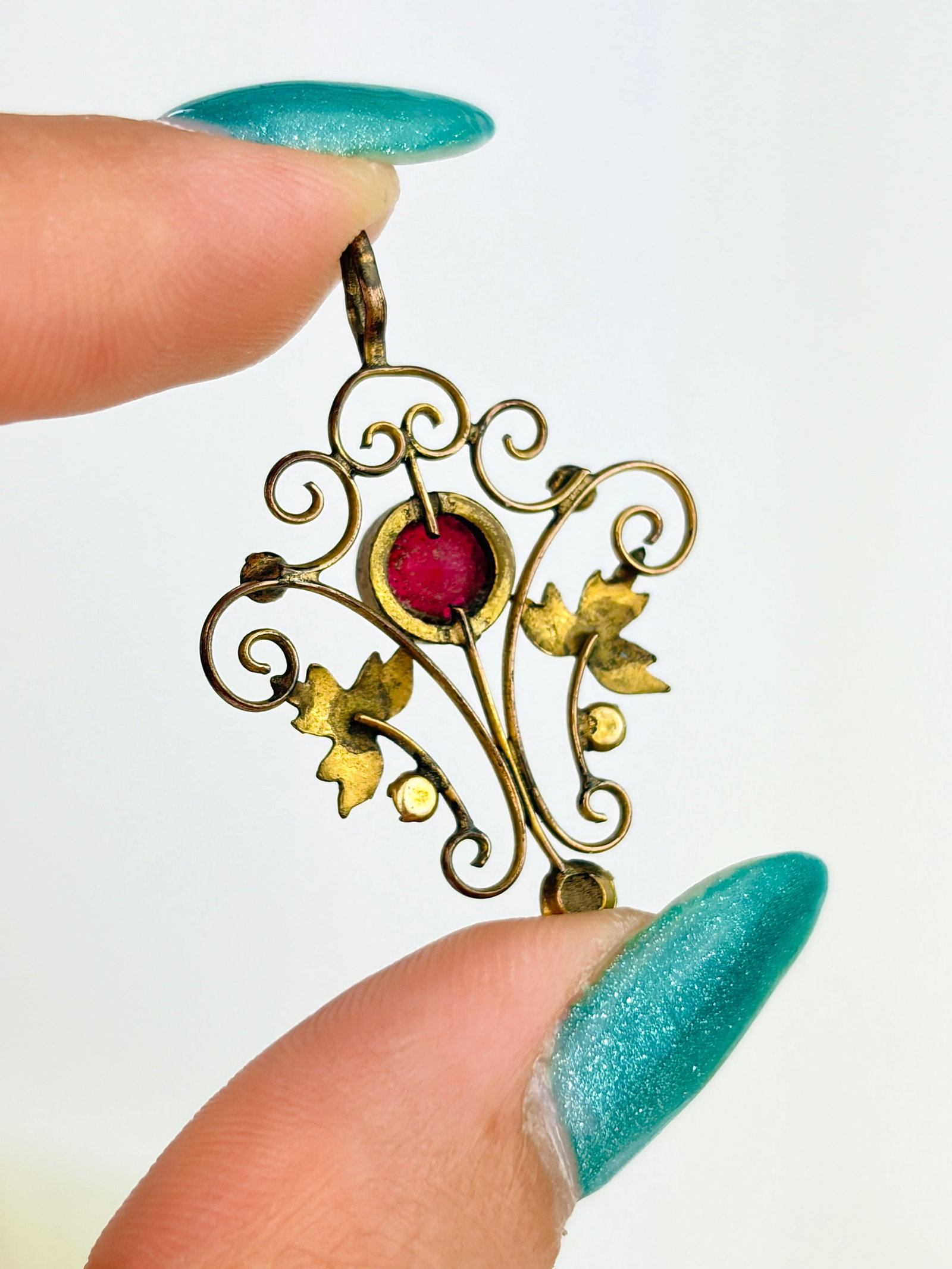 Sweet Red Stone and Pearl Pendant - 4