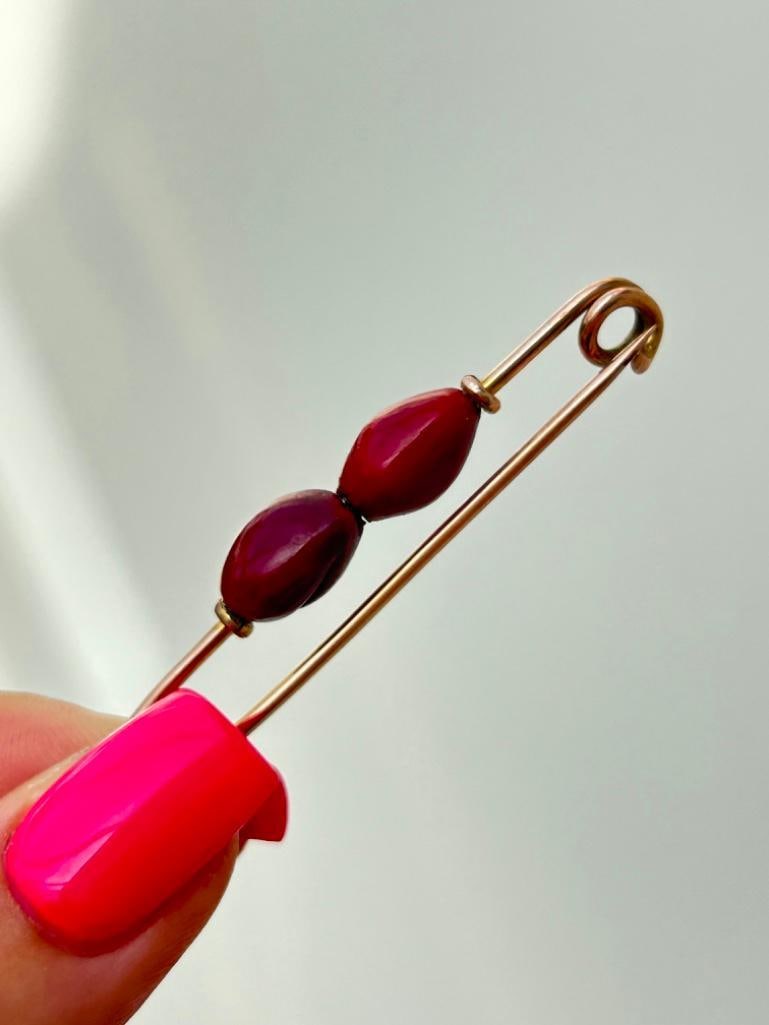 Antique Gold Stone Set Safety Pin Brooch - 5