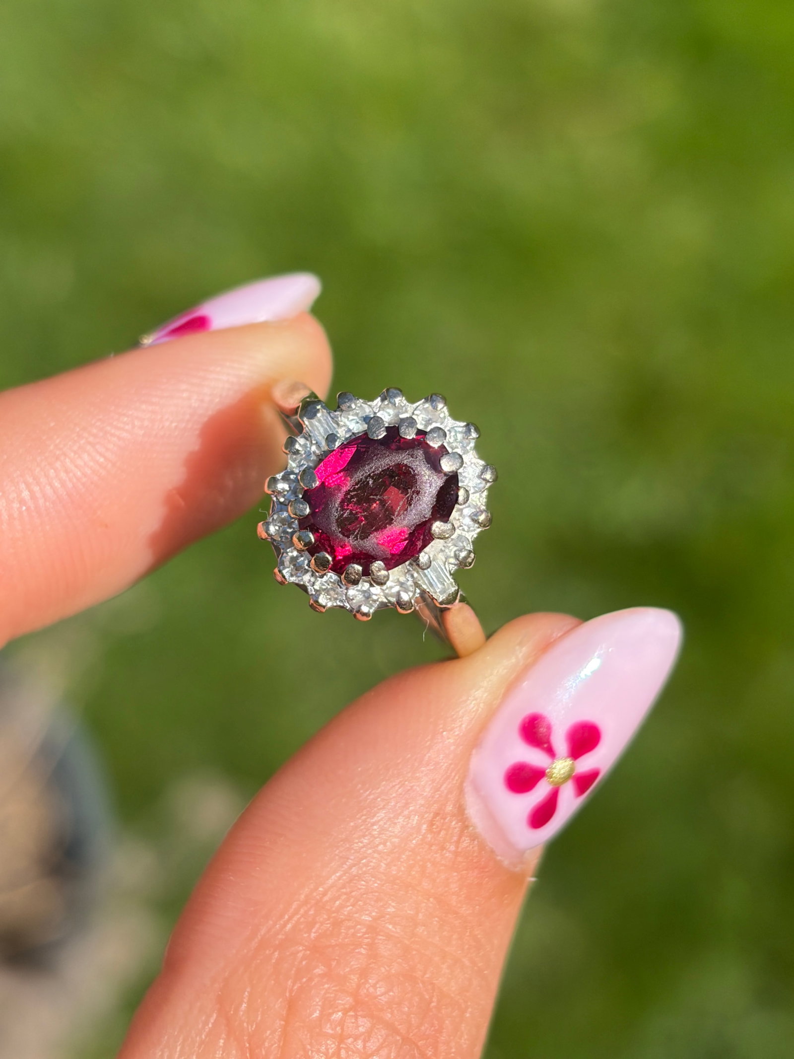 18CT WHITE GOLD PINK TOURMALINE AND DIAMOND CLUSTER RING - 10