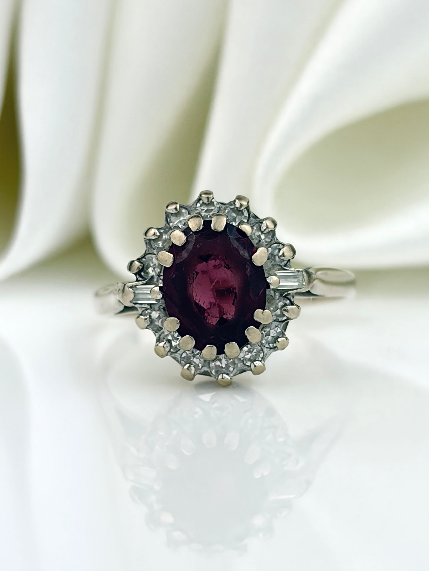 18CT WHITE GOLD PINK TOURMALINE AND DIAMOND CLUSTER RING (1 of 10)
