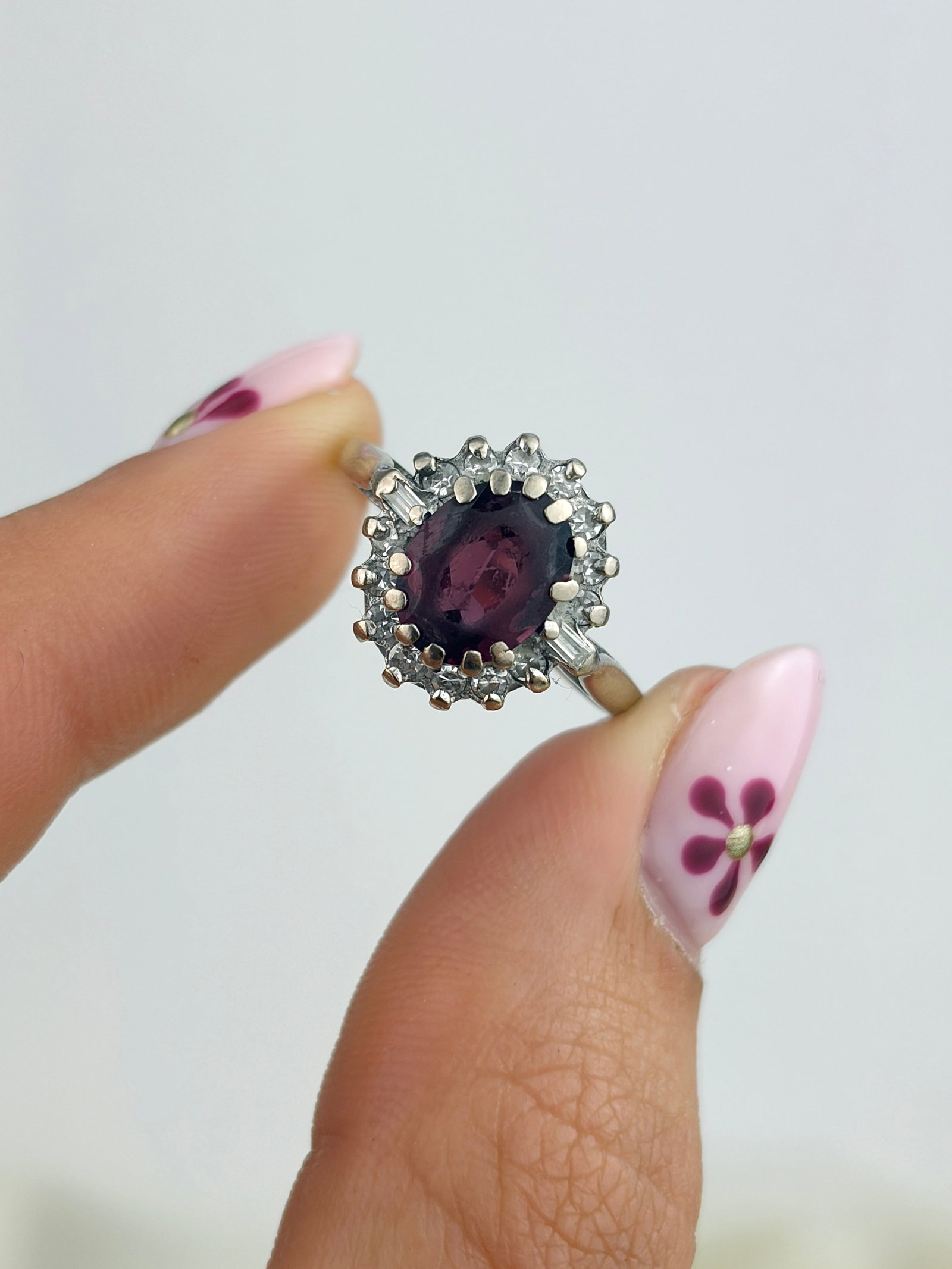 18CT WHITE GOLD PINK TOURMALINE AND DIAMOND CLUSTER RING - 5