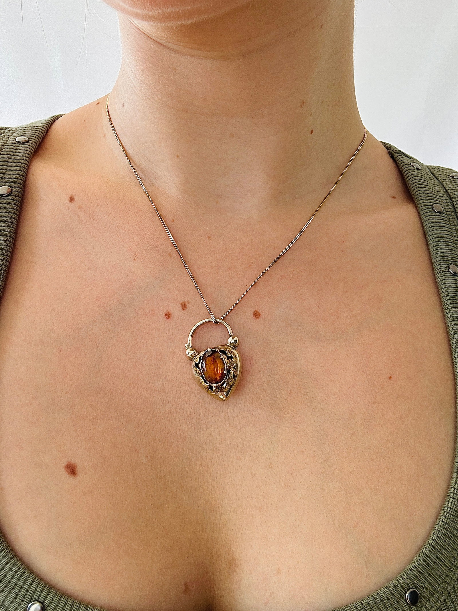Antique 9ct Gold Citrine Locket Back Puffy Heart Padlock - 6