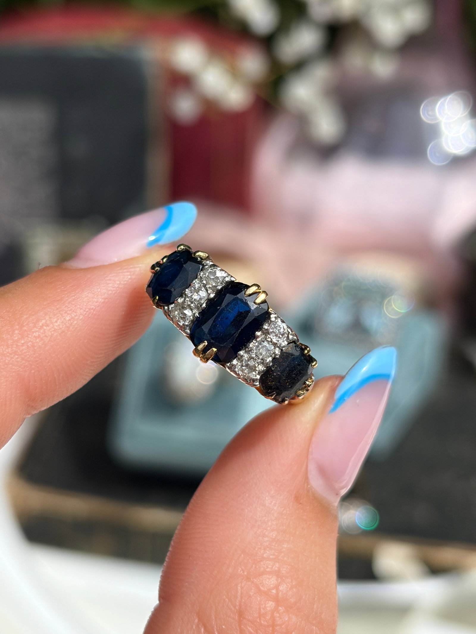 Chunky 18ct Yellow Gold Sapphire And Diamond Ring - 2