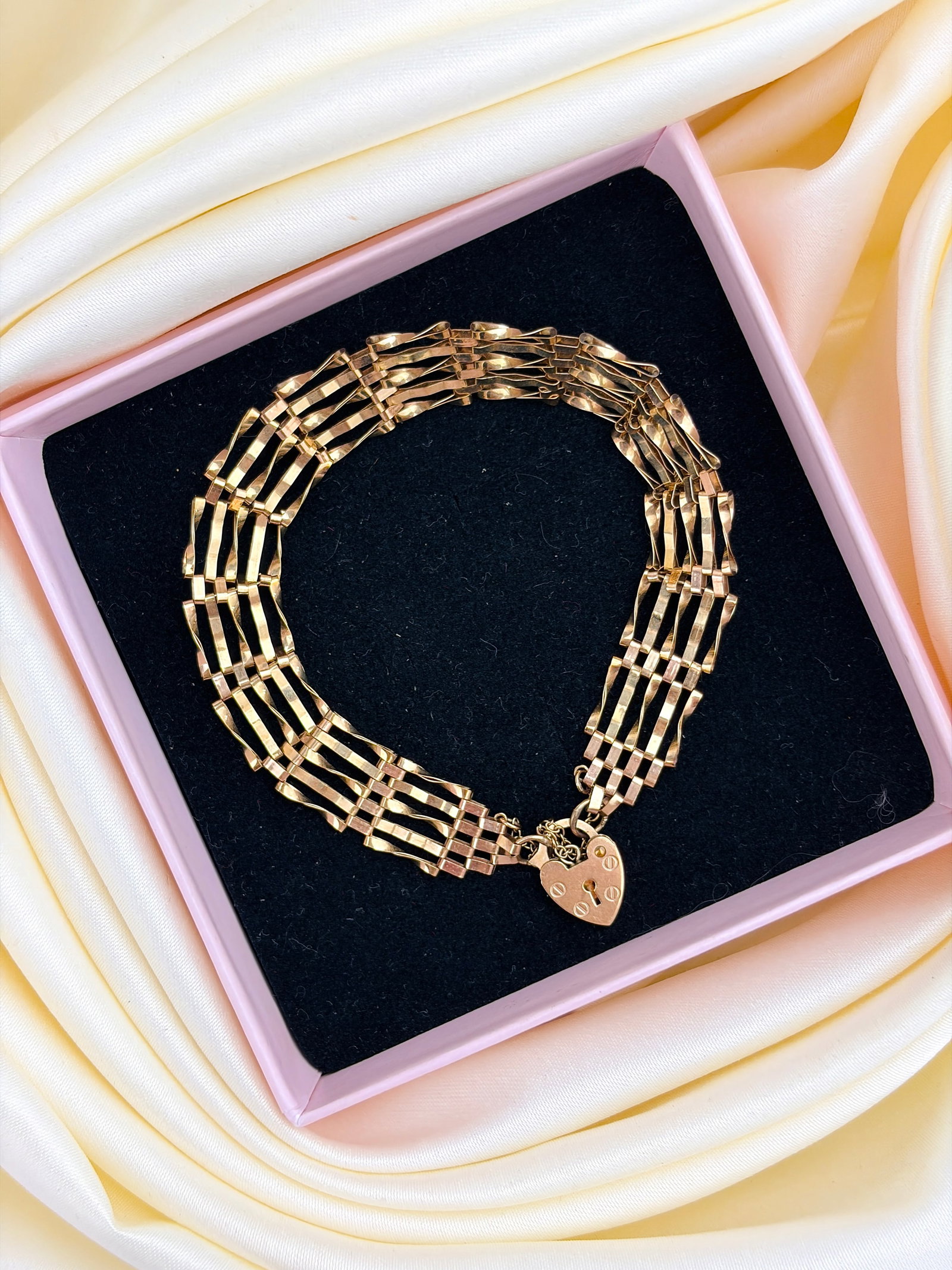 Vintage 9ct Yellow Gold Fancy link Gate Bracelet with Heart Padlock - 6